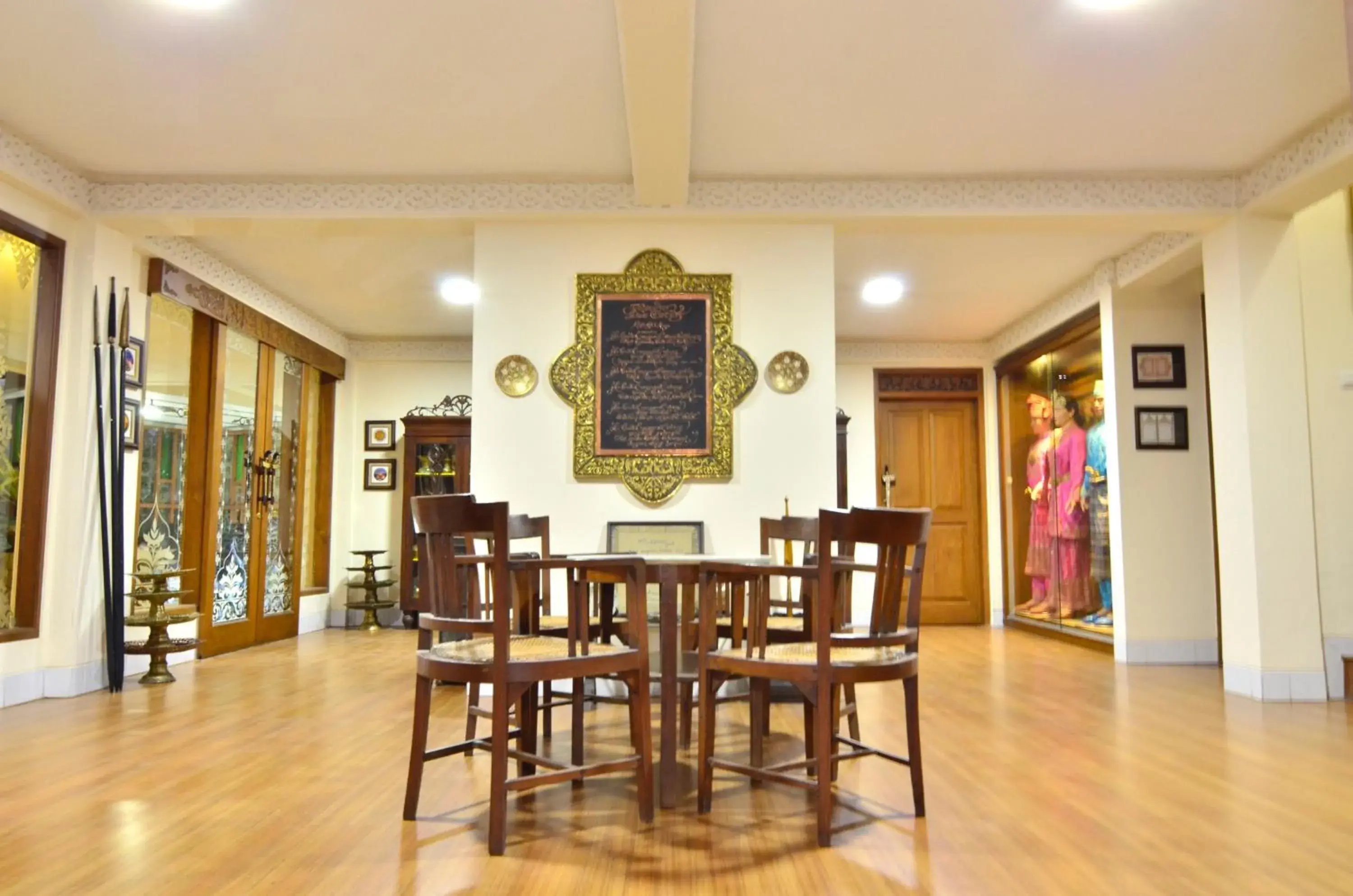 Property building, Dining Area in Balai Melayu Hotel