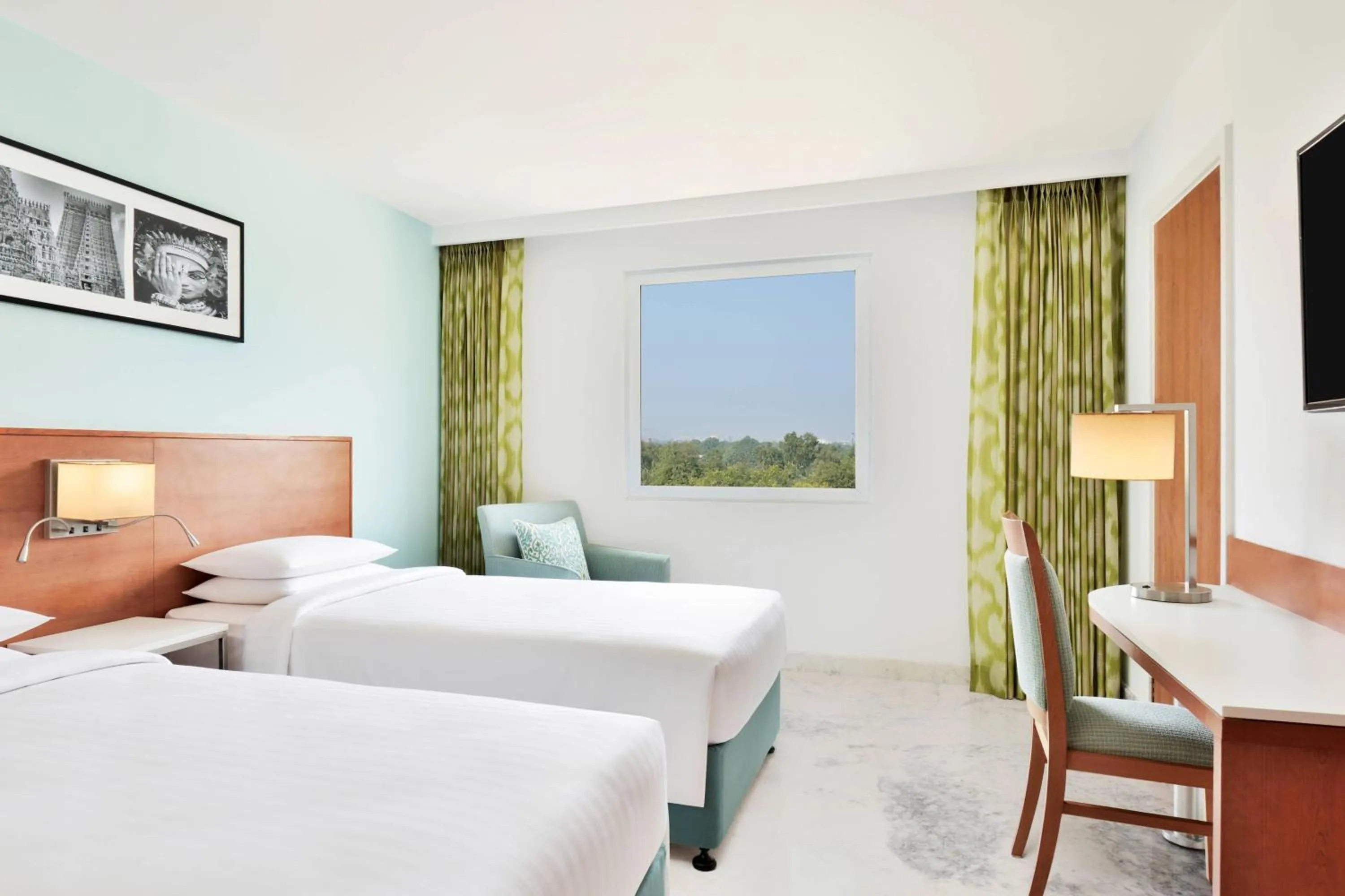 Photo of the whole room, Bed in Fairfield by Marriott Bengaluru Whitefield
