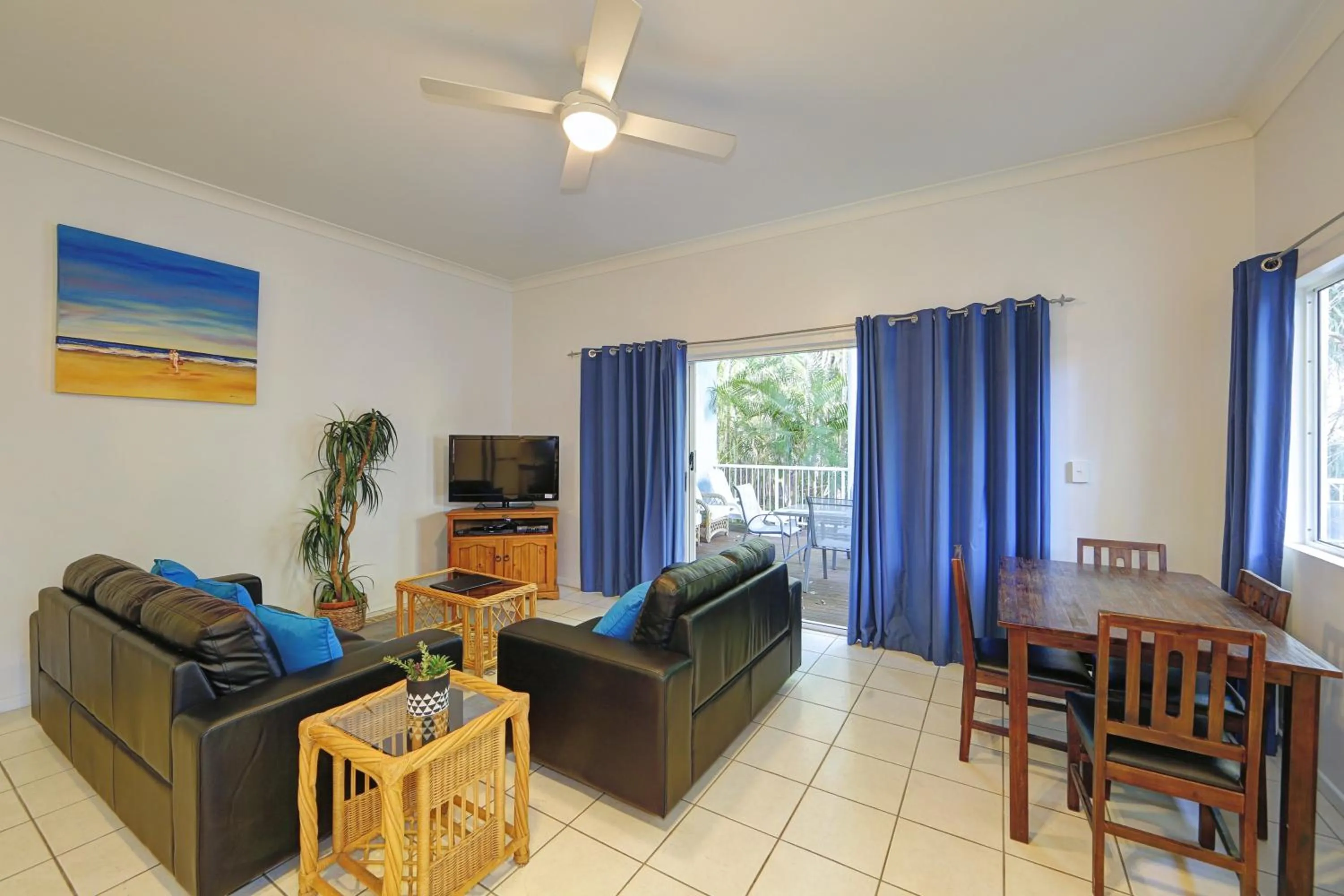 One Bedroom Garden Villa Apartment in Sandcastles 1770 Motel & Resort