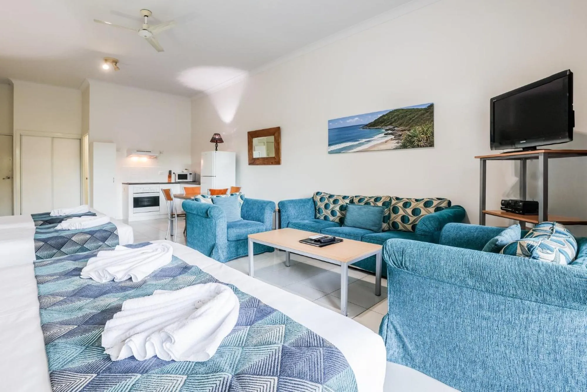 Kitchen or kitchenette in Sandcastles 1770 Motel & Resort