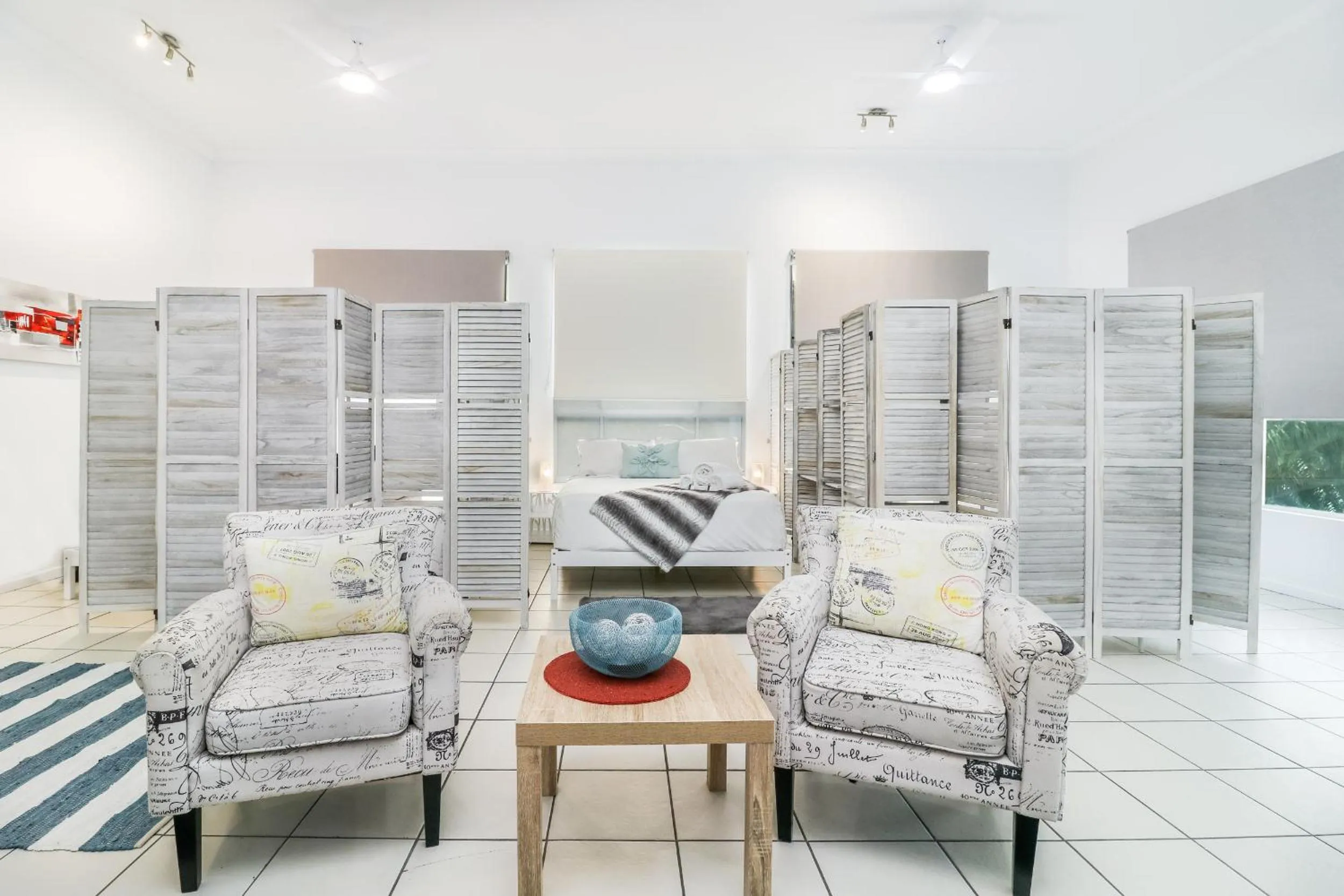 Living room in Sandcastles 1770 Motel & Resort