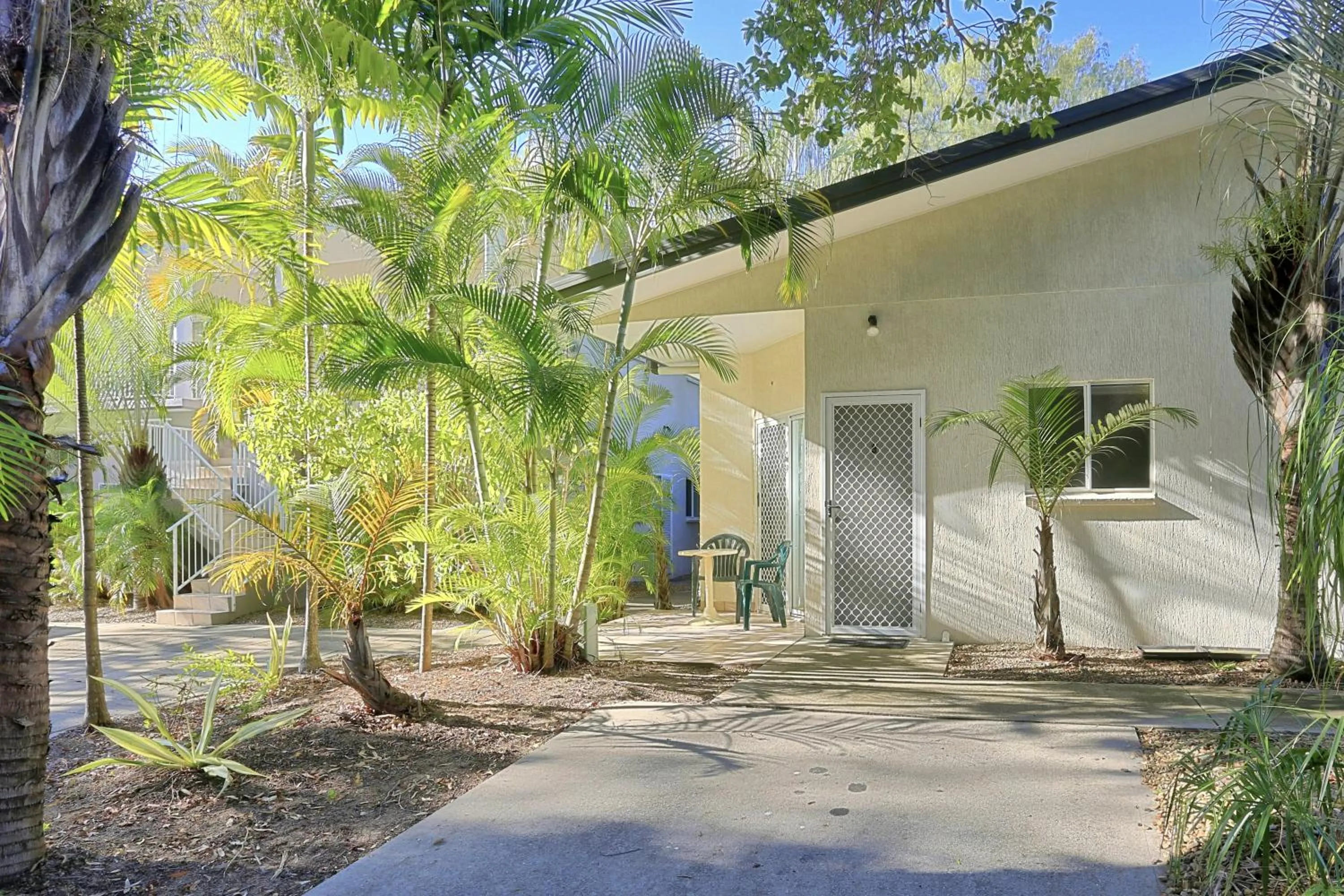 Facade/entrance in Sandcastles 1770 Motel & Resort
