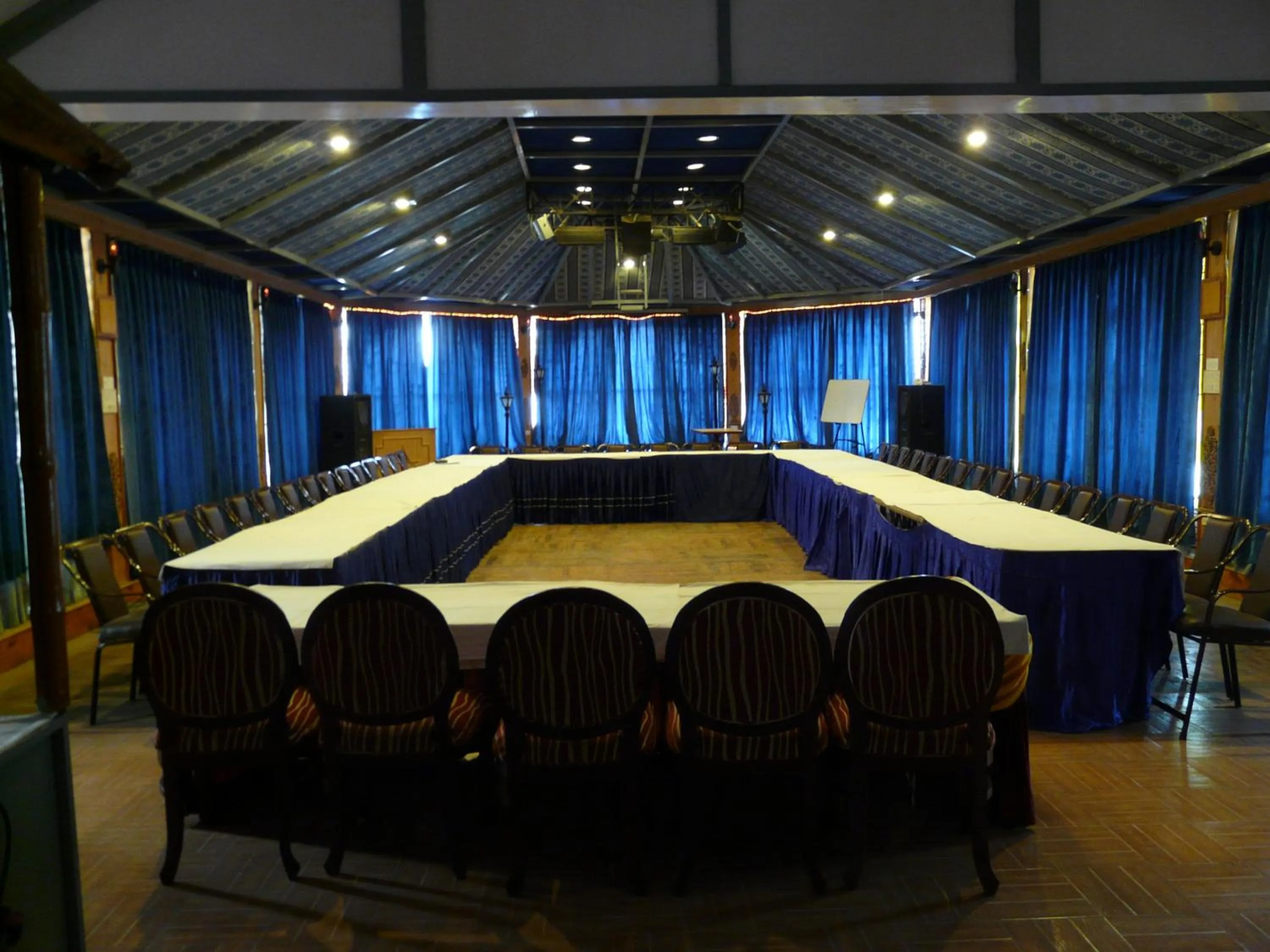 Meeting/conference room in Snow King Retreat - The Heaven