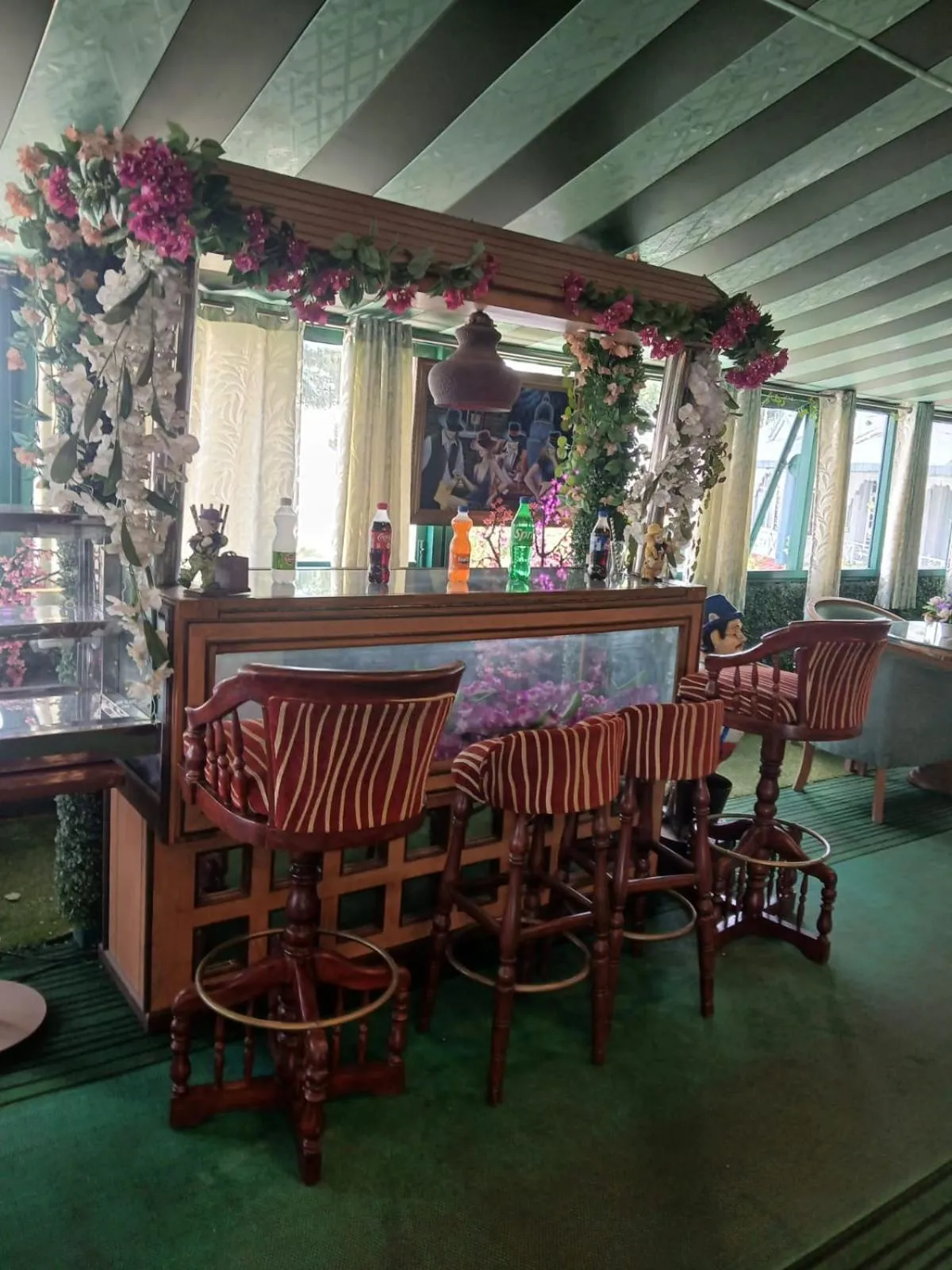 Restaurant/places to eat in Snow King Retreat - The Heaven