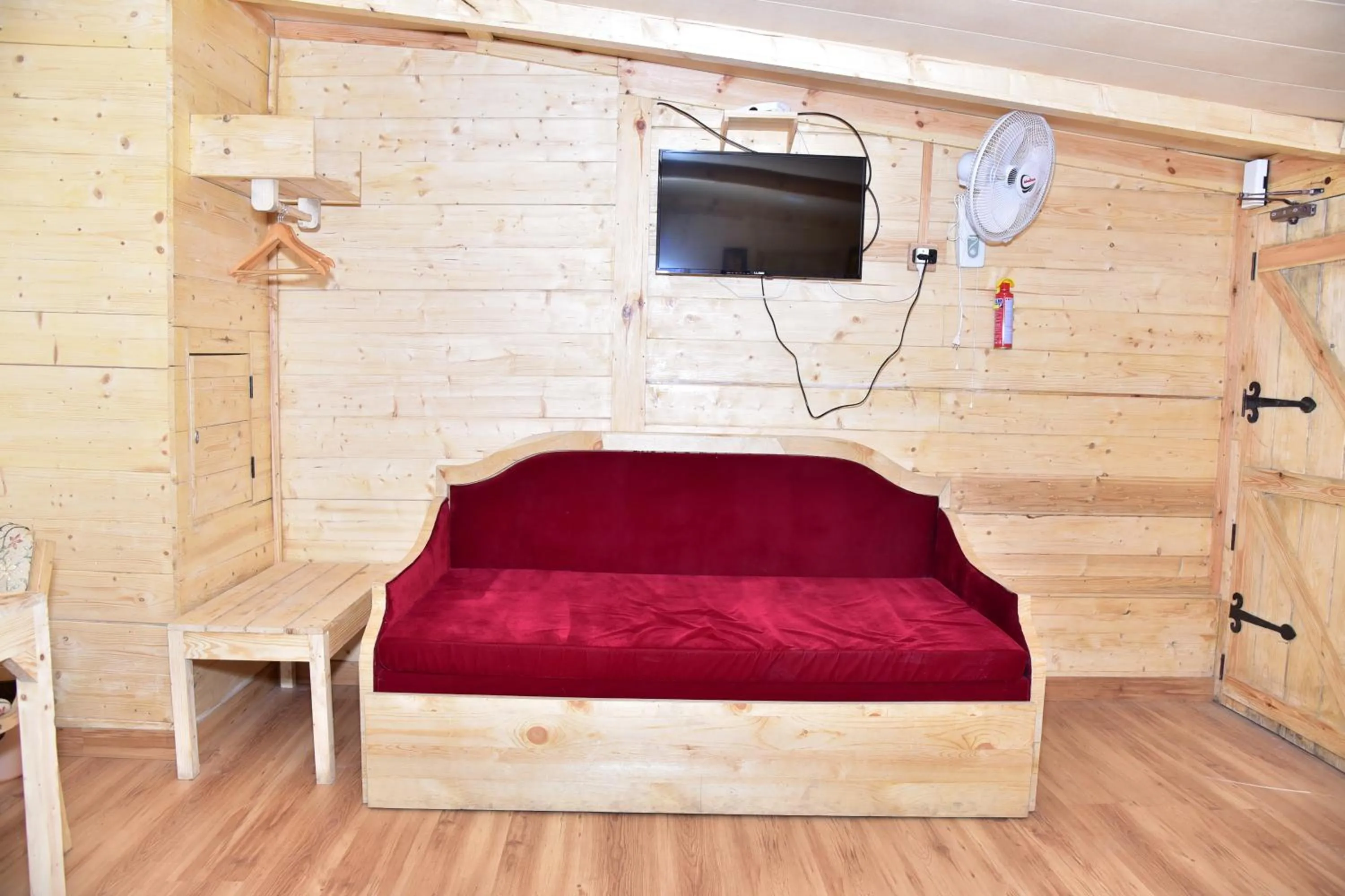 TV and multimedia in Snow King Retreat - The Heaven