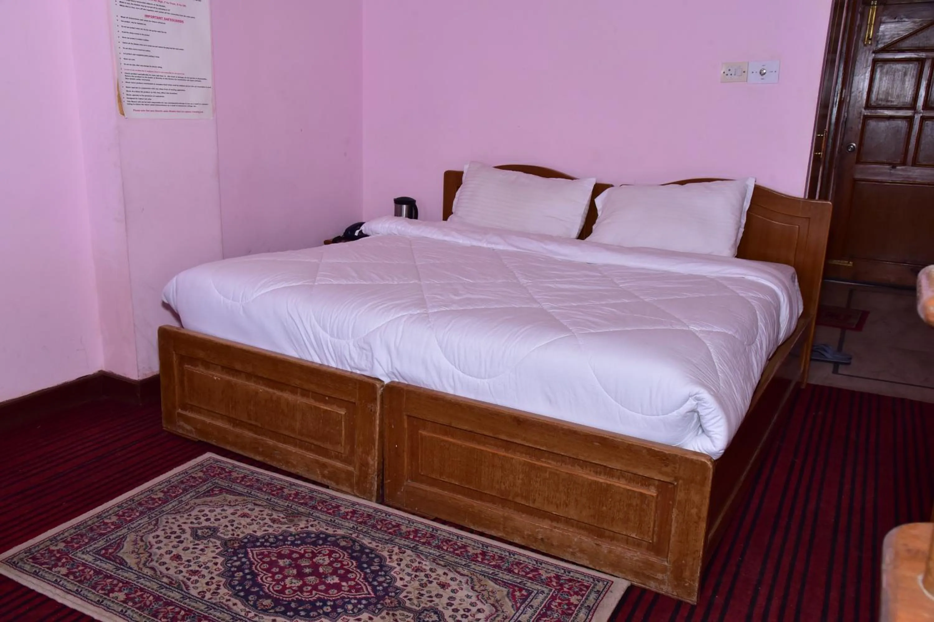 Bed in Snow King Retreat - The Heaven