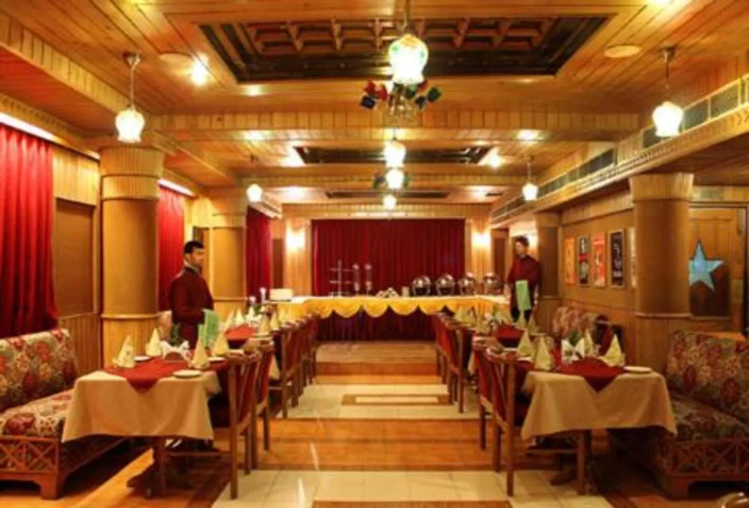 Restaurant/places to eat in Snow King Retreat - The Heaven