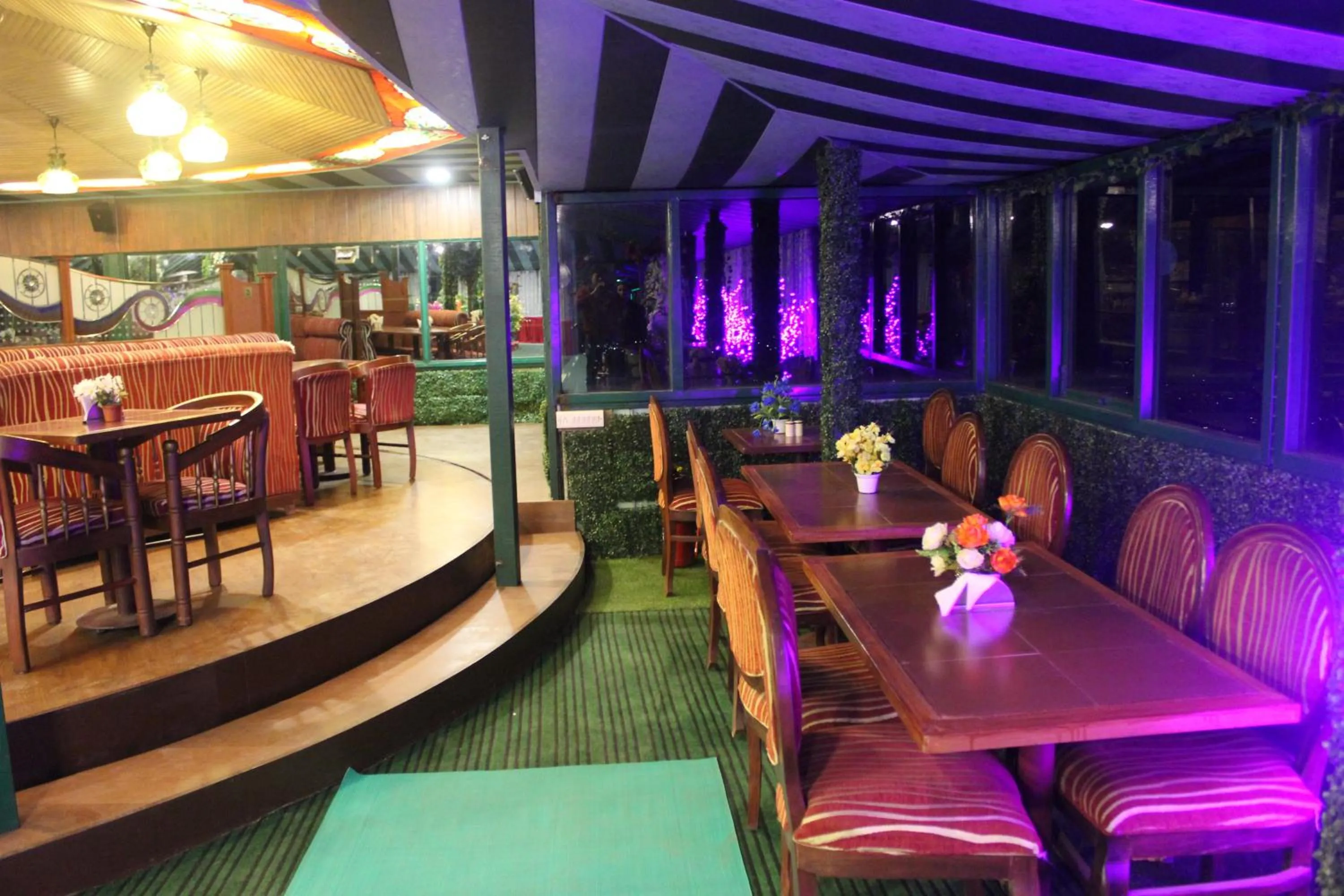 Restaurant/places to eat in Snow King Retreat - The Heaven