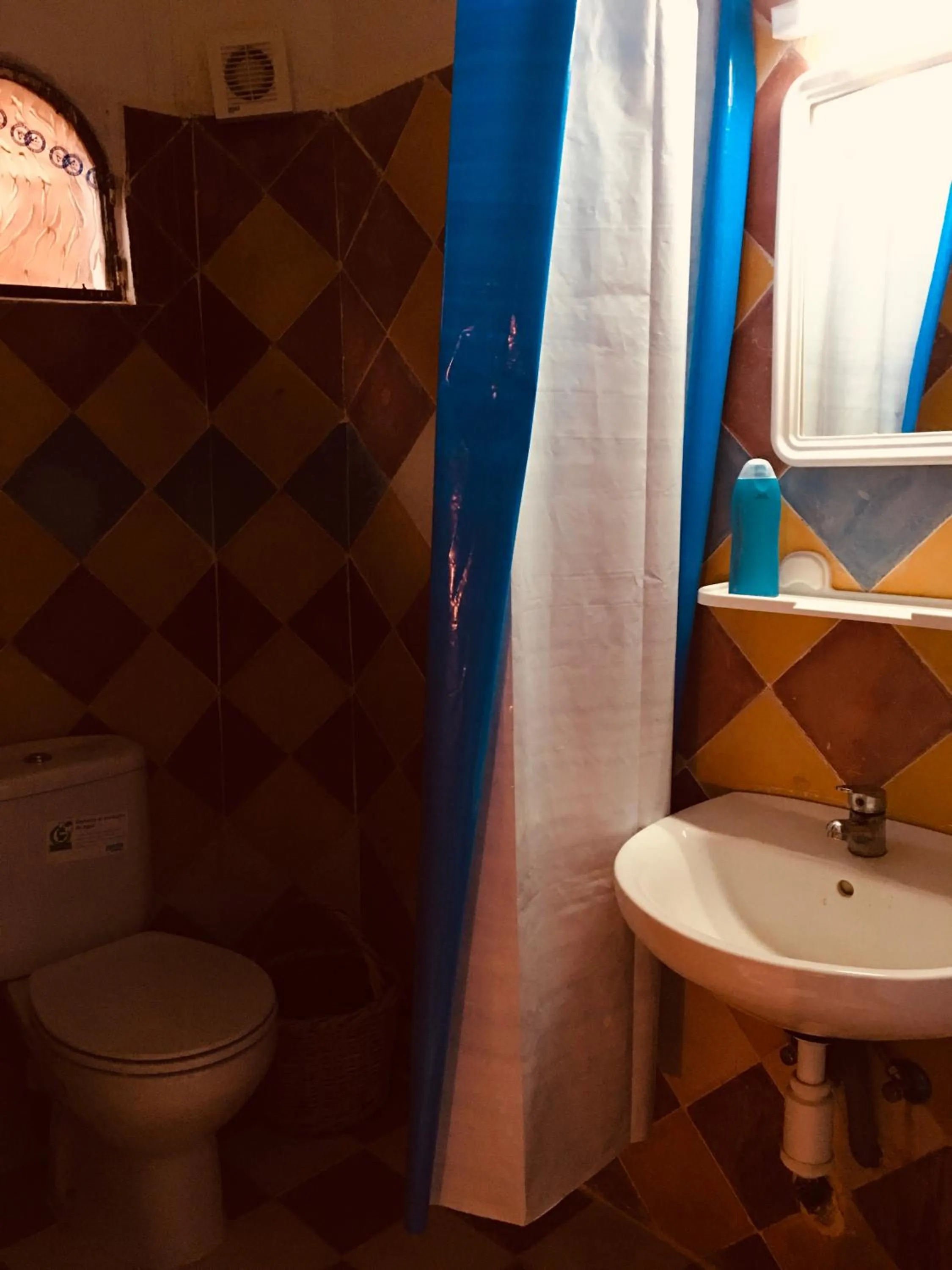 Bathroom in Hôtel panoramique de la vallée