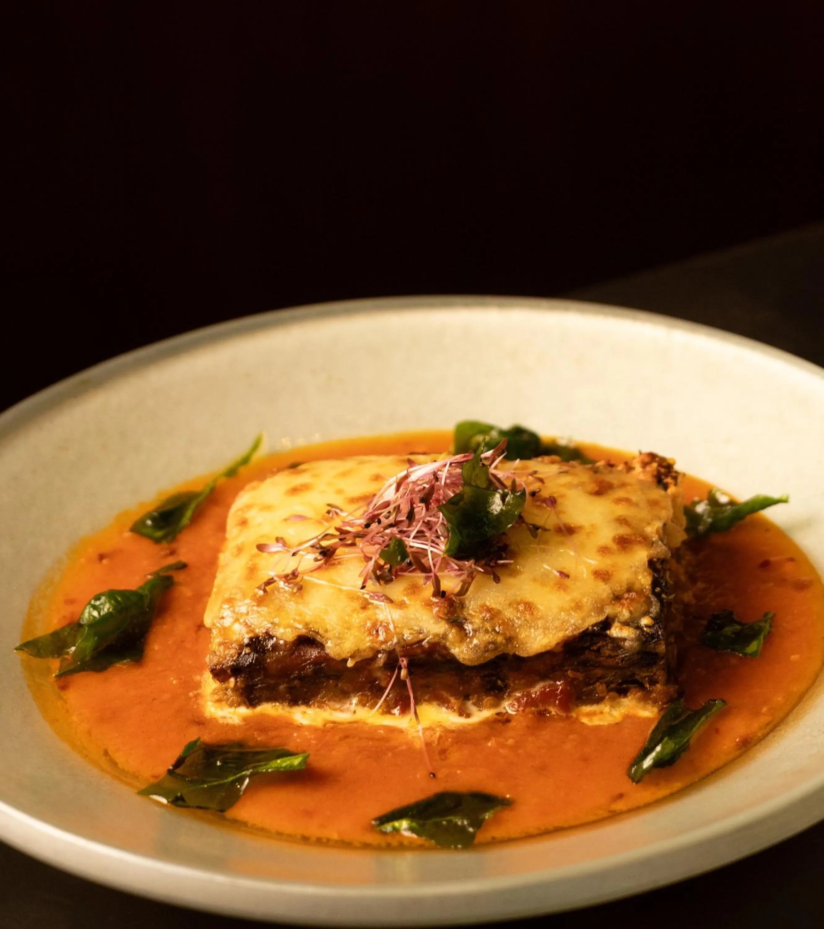 Restaurant/places to eat in The Leela Palace Chennai