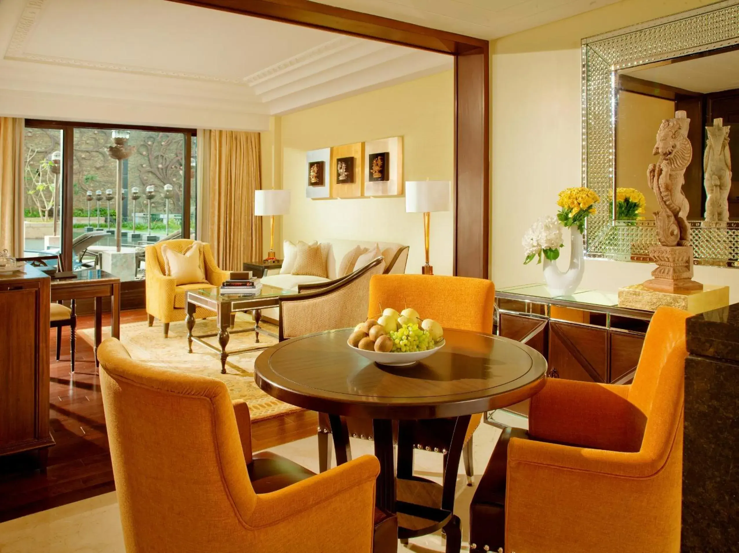 Living room in The Leela Palace Chennai Living room in The Leela Palace Chennai