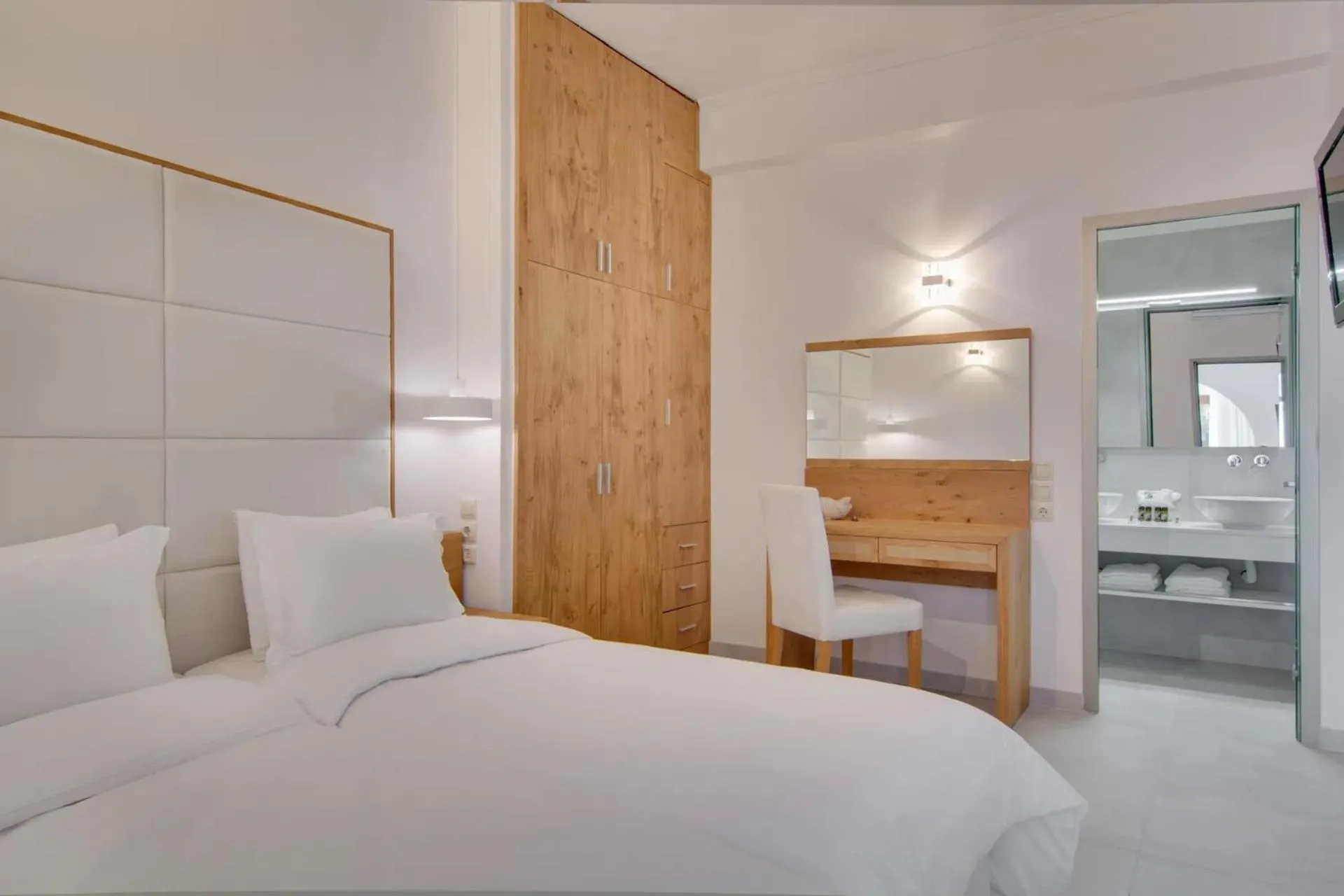 Bed in Valtos Beach Hotel