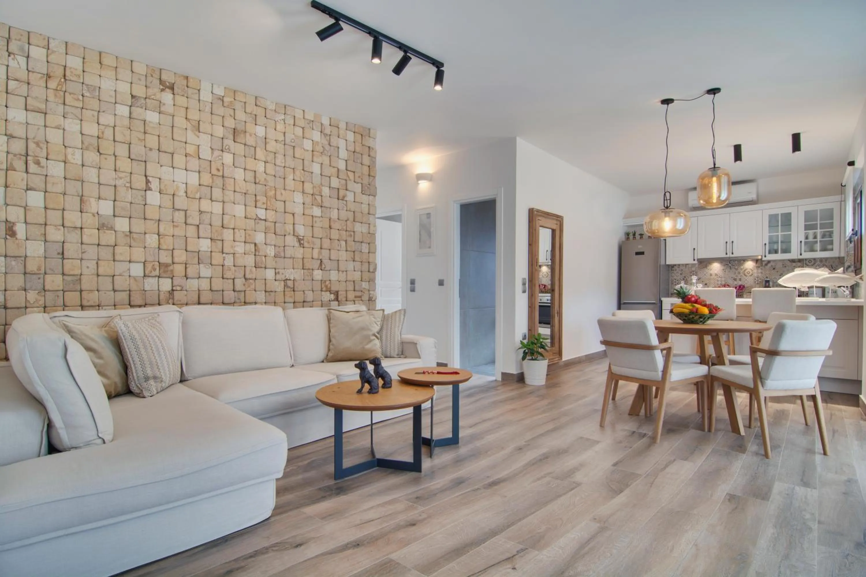 Lounge or bar in Valtos Beach Hotel