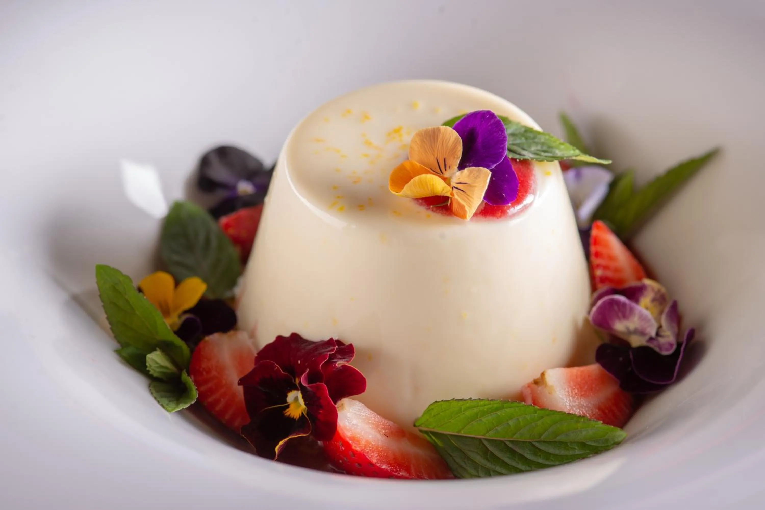 Food and drinks in Valtos Beach Hotel