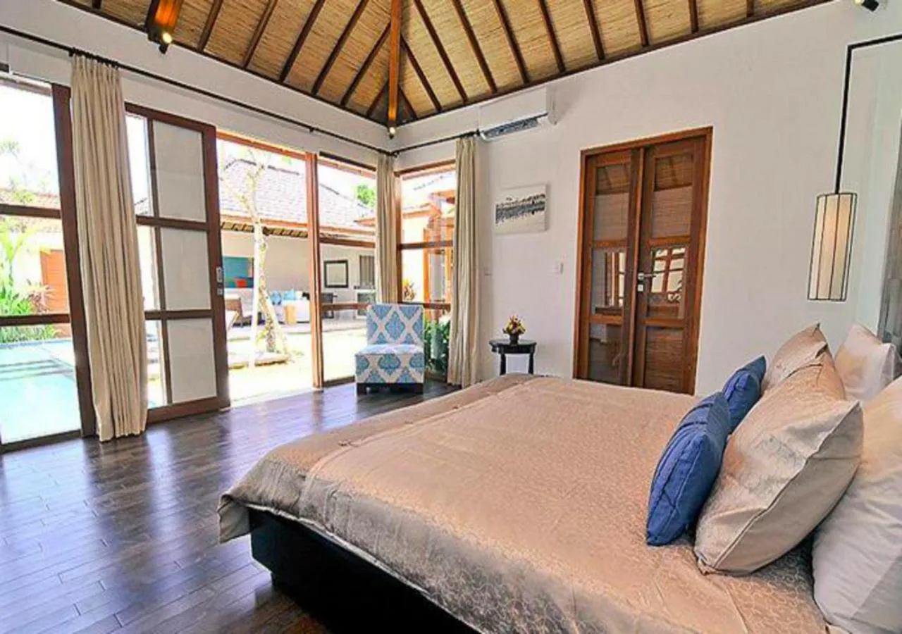 Bedroom, Bed in Arama Riverside 5 Bedrooms by Villas Direct Bali
