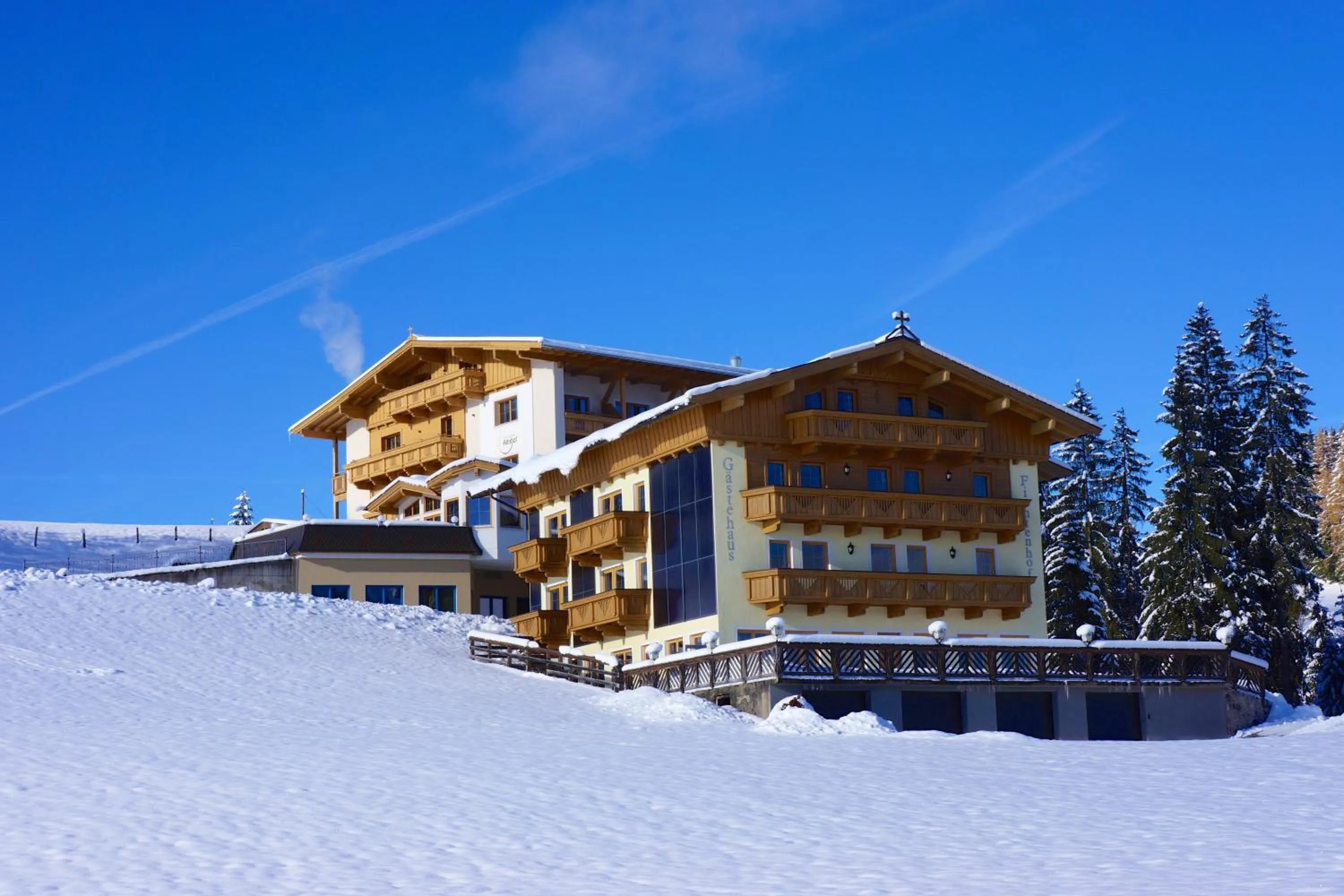 Property building in Gasthof Almhof