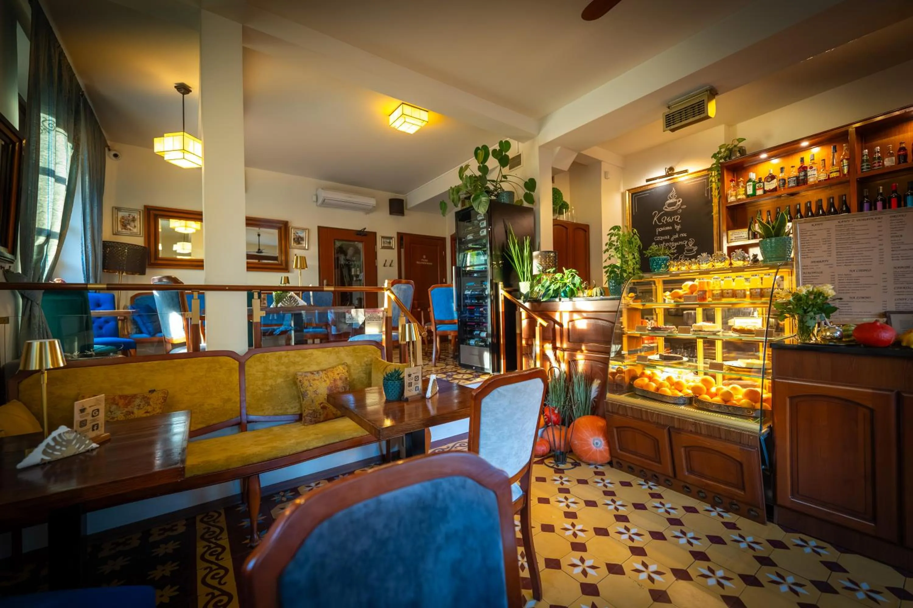 Lounge or bar in Agharta