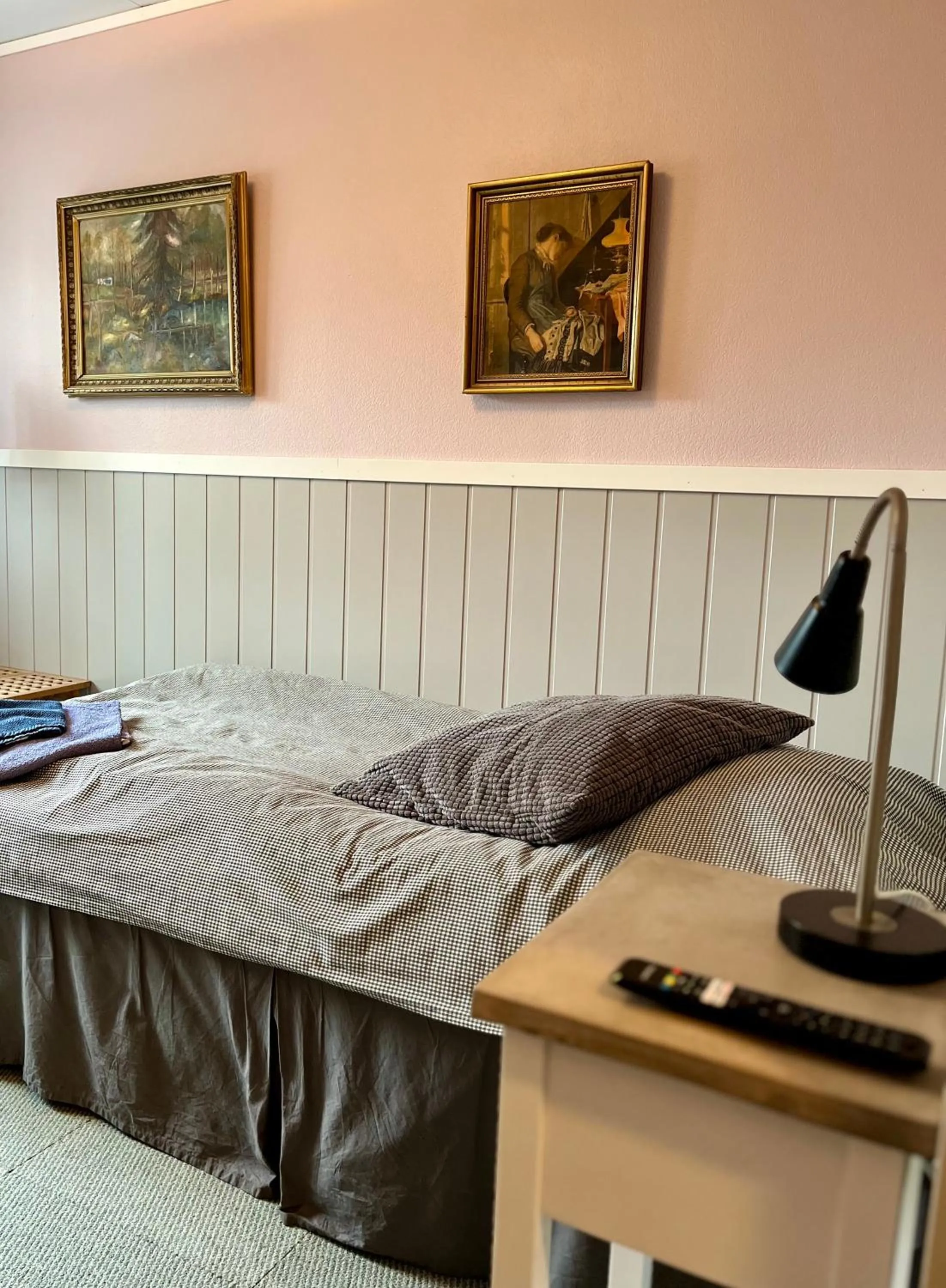 Bed in B&B Ströprodukter