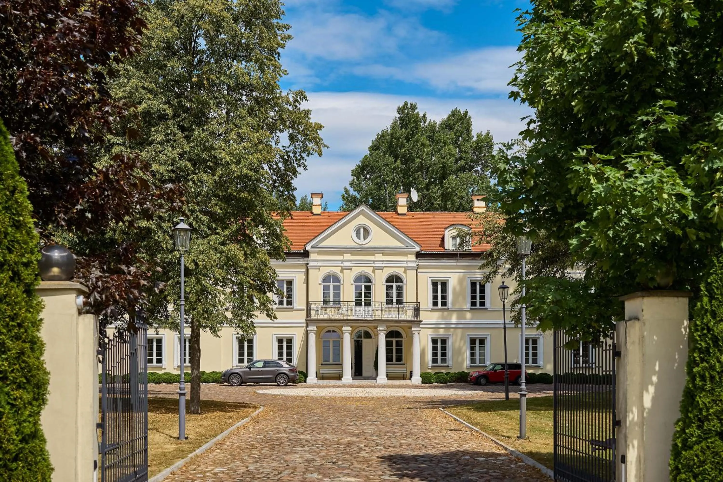 Hotel Sobienie Królewskie