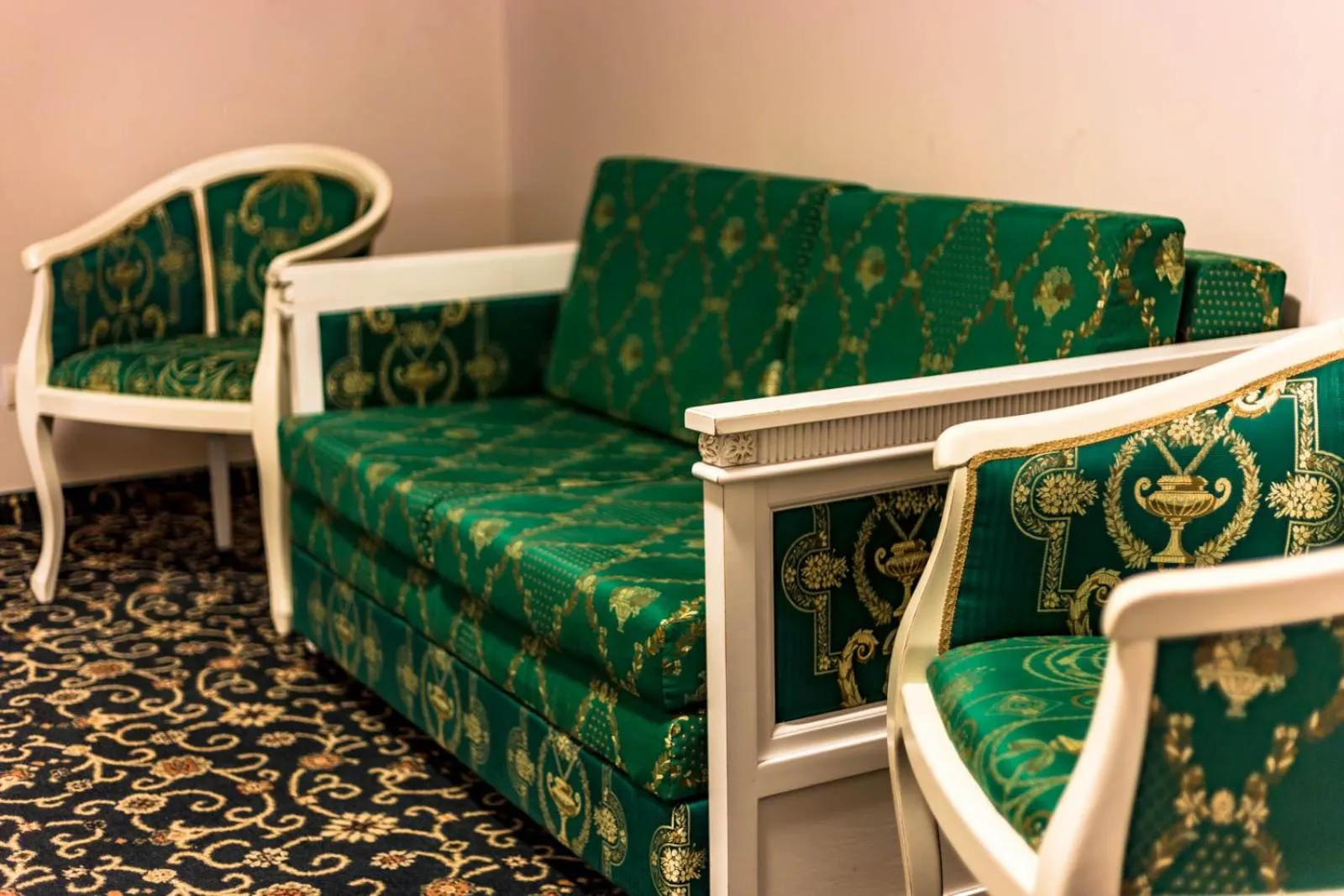 Seating area in Hotel Sobienie Królewskie