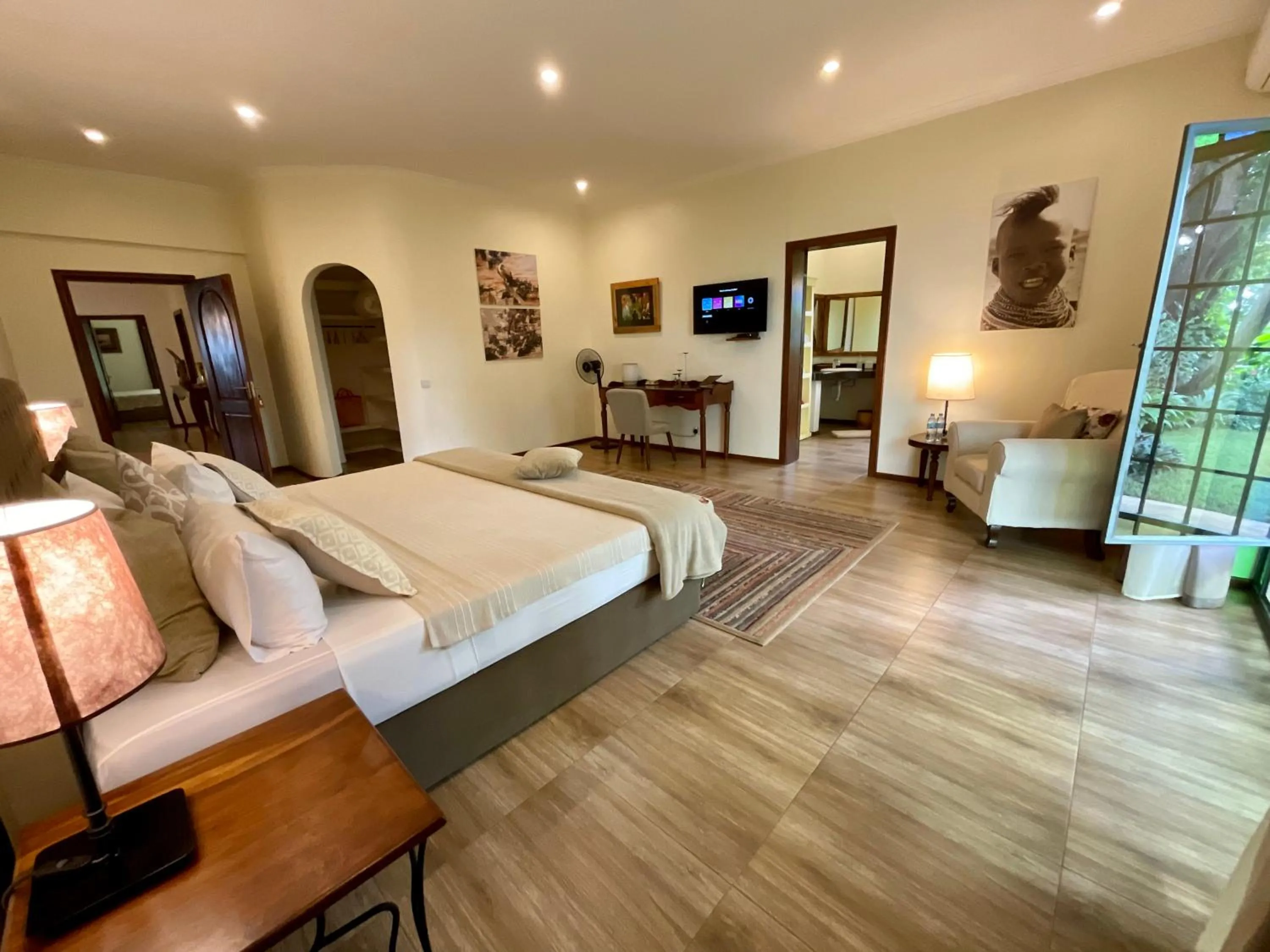 Bedroom in Pink Flamingo Boutique Hotel