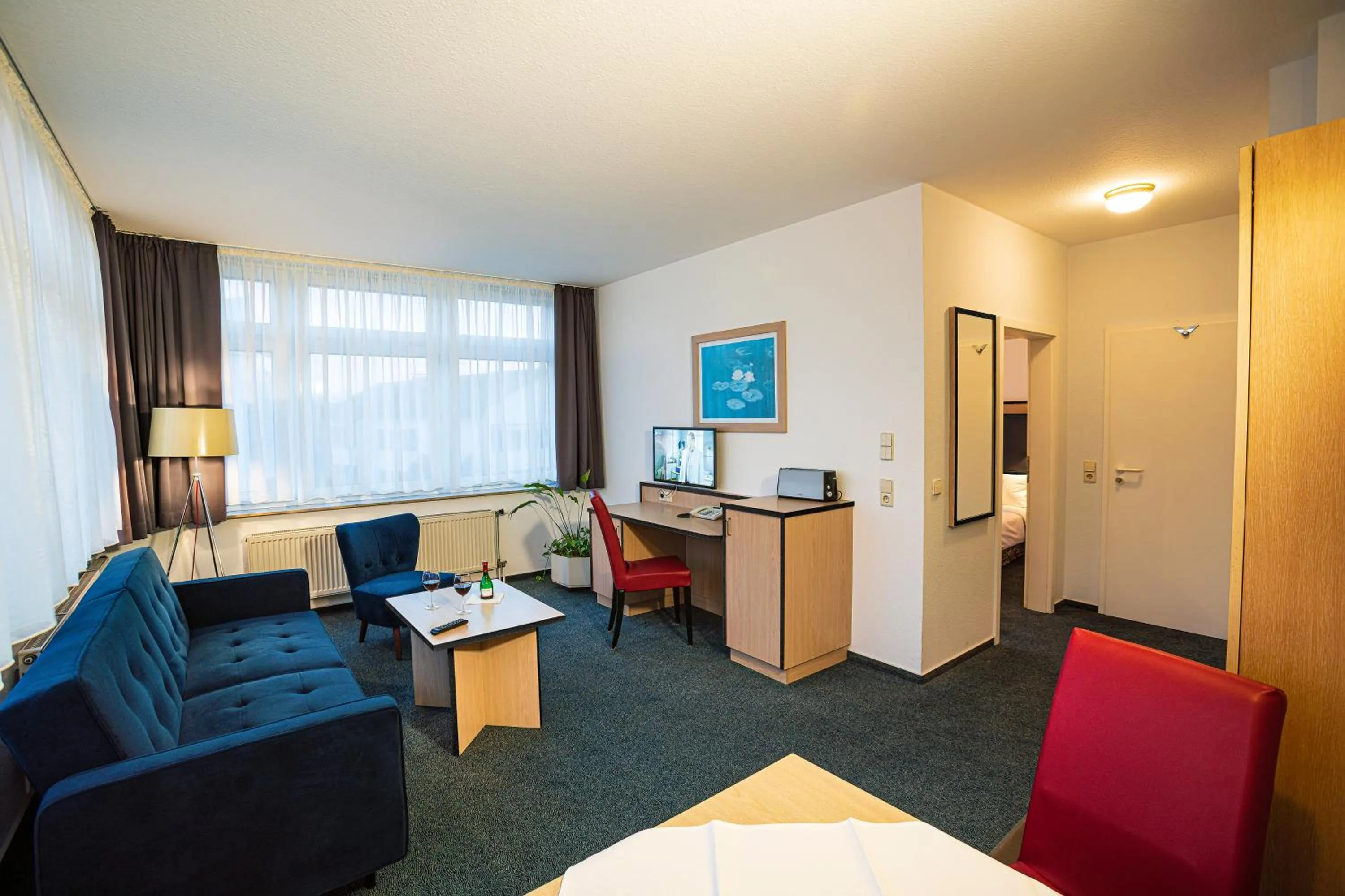 Staff in Apart' Hotel