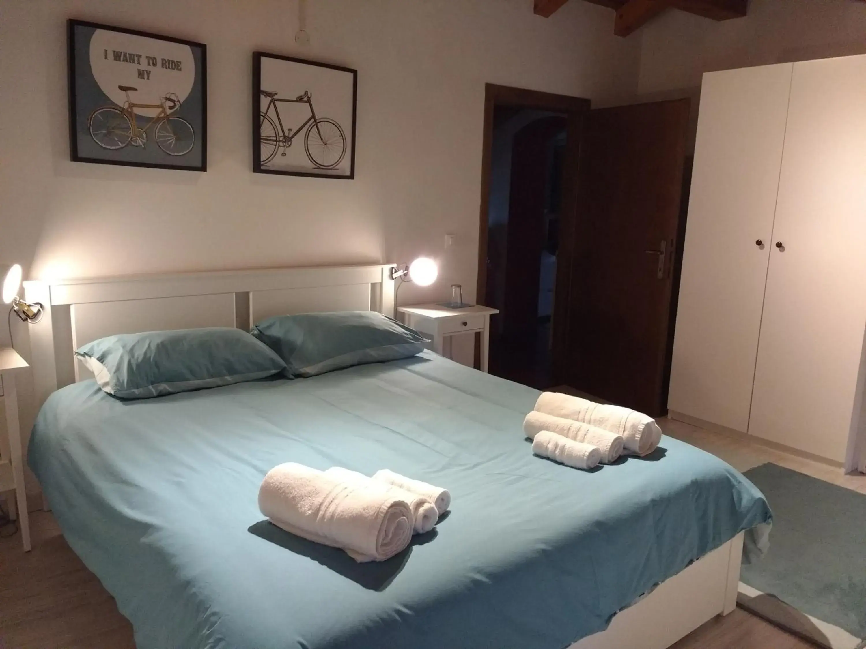 Double Room in Bed & Breakfast Ligont Double Room in Bed & Breakfast Ligont