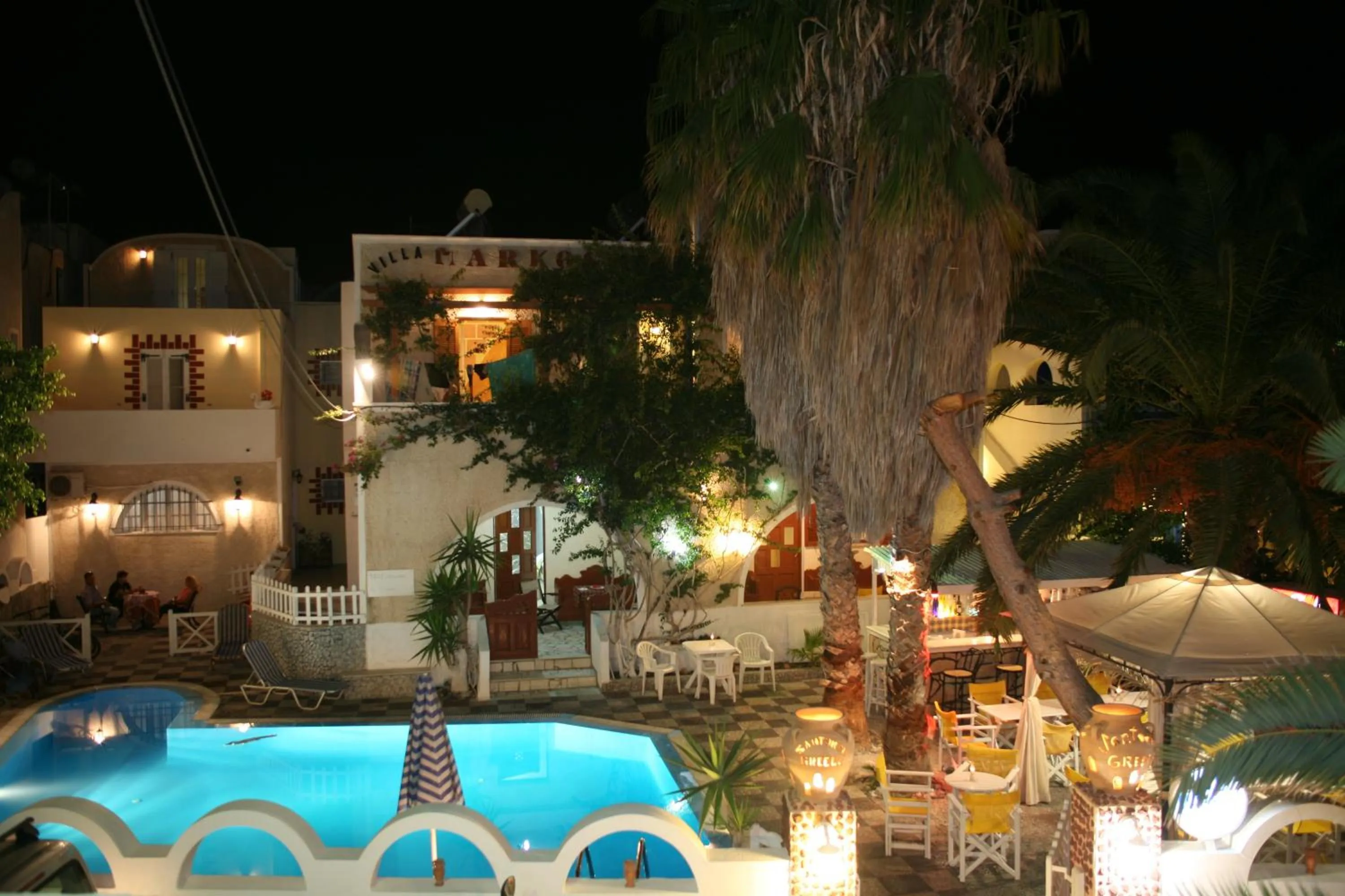 Facade/entrance in Villa Markos