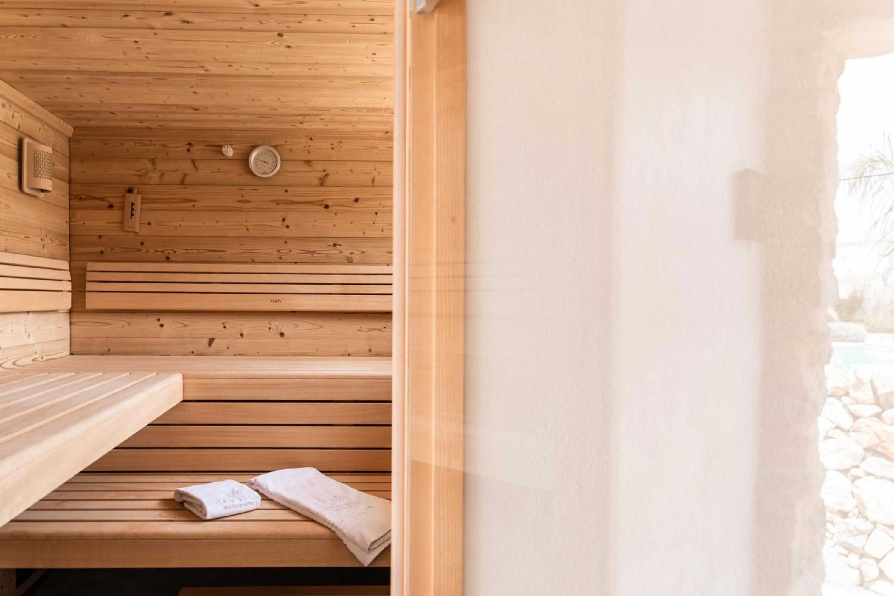 Sauna, Bed in Can Sull