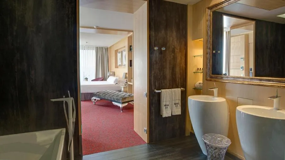 Bed in Hotel MiM Sitges & Spa