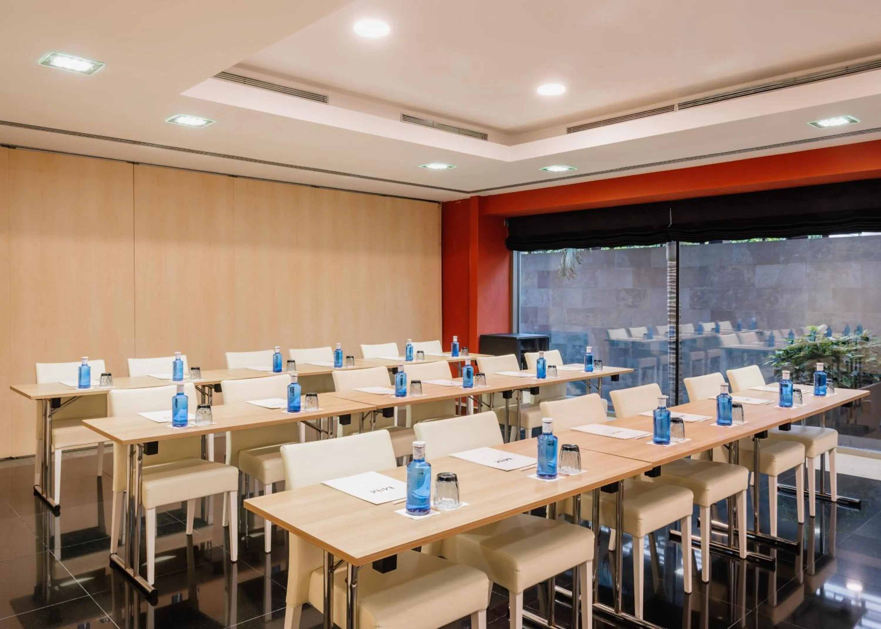 Restaurant/places to eat in MIM Sitges Member of Melia Collection