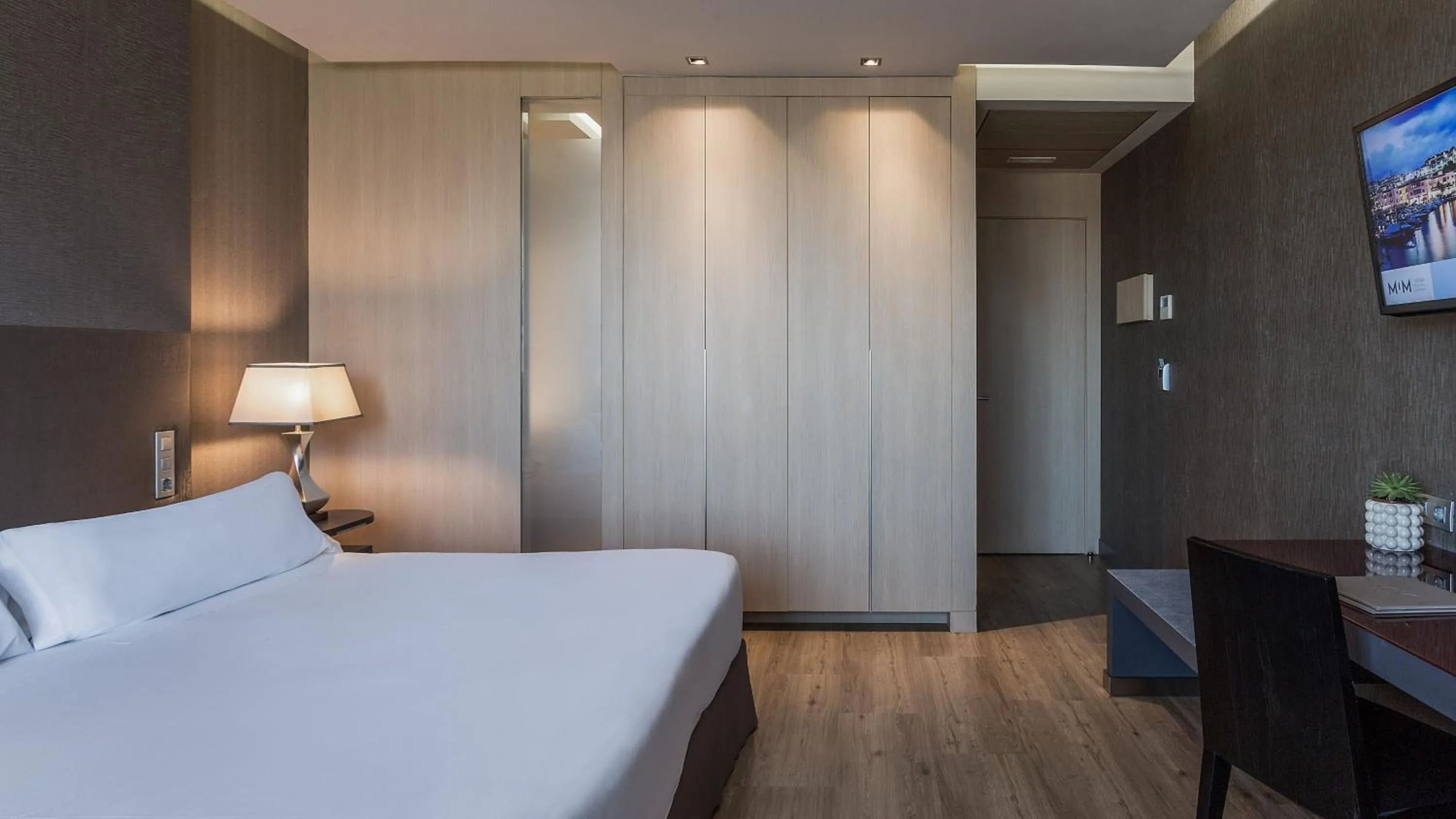 Bed in Hotel MiM Sitges & Spa