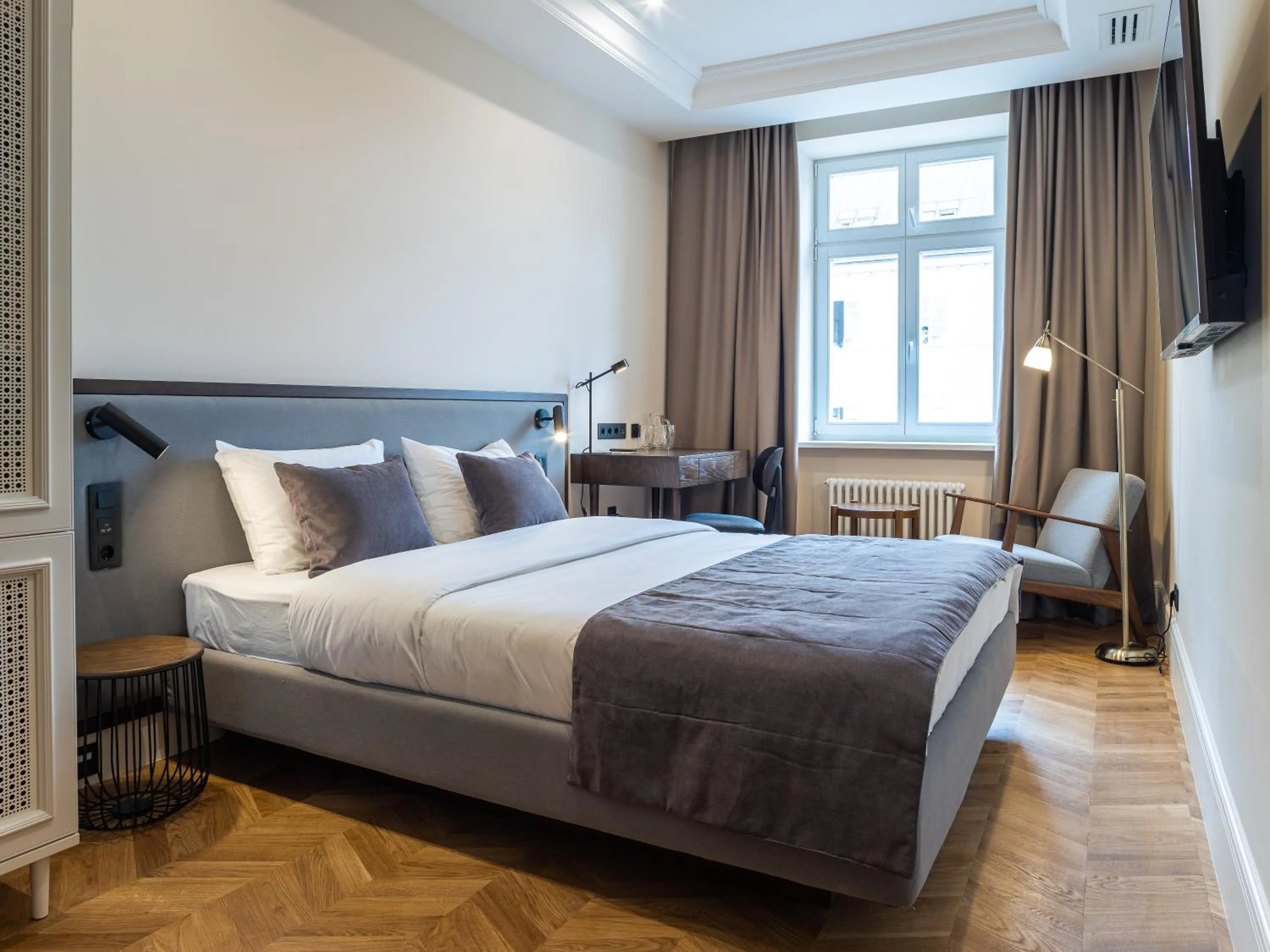 Superior Double Room in On The Square