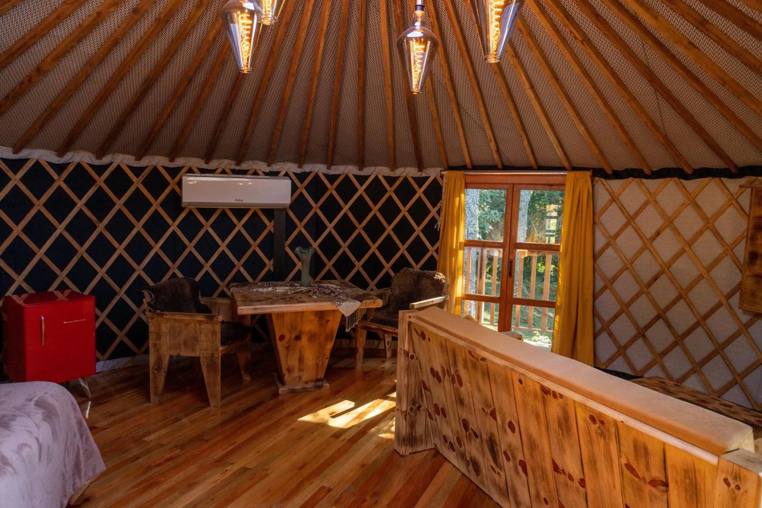 Dining area in Solar do Oriente - Yurt Ecovillage