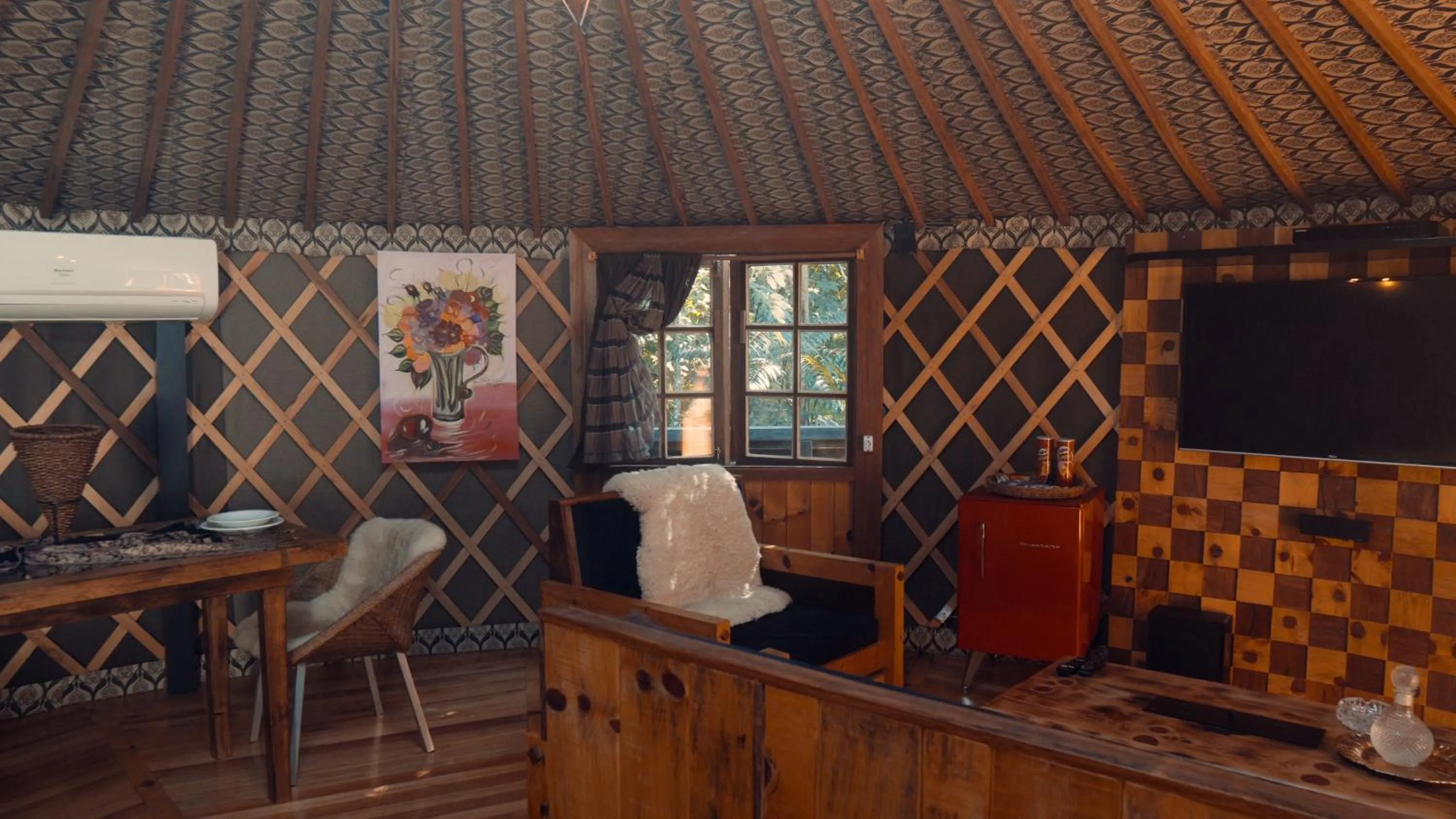 Living room in Solar do Oriente - Yurt Ecovillage