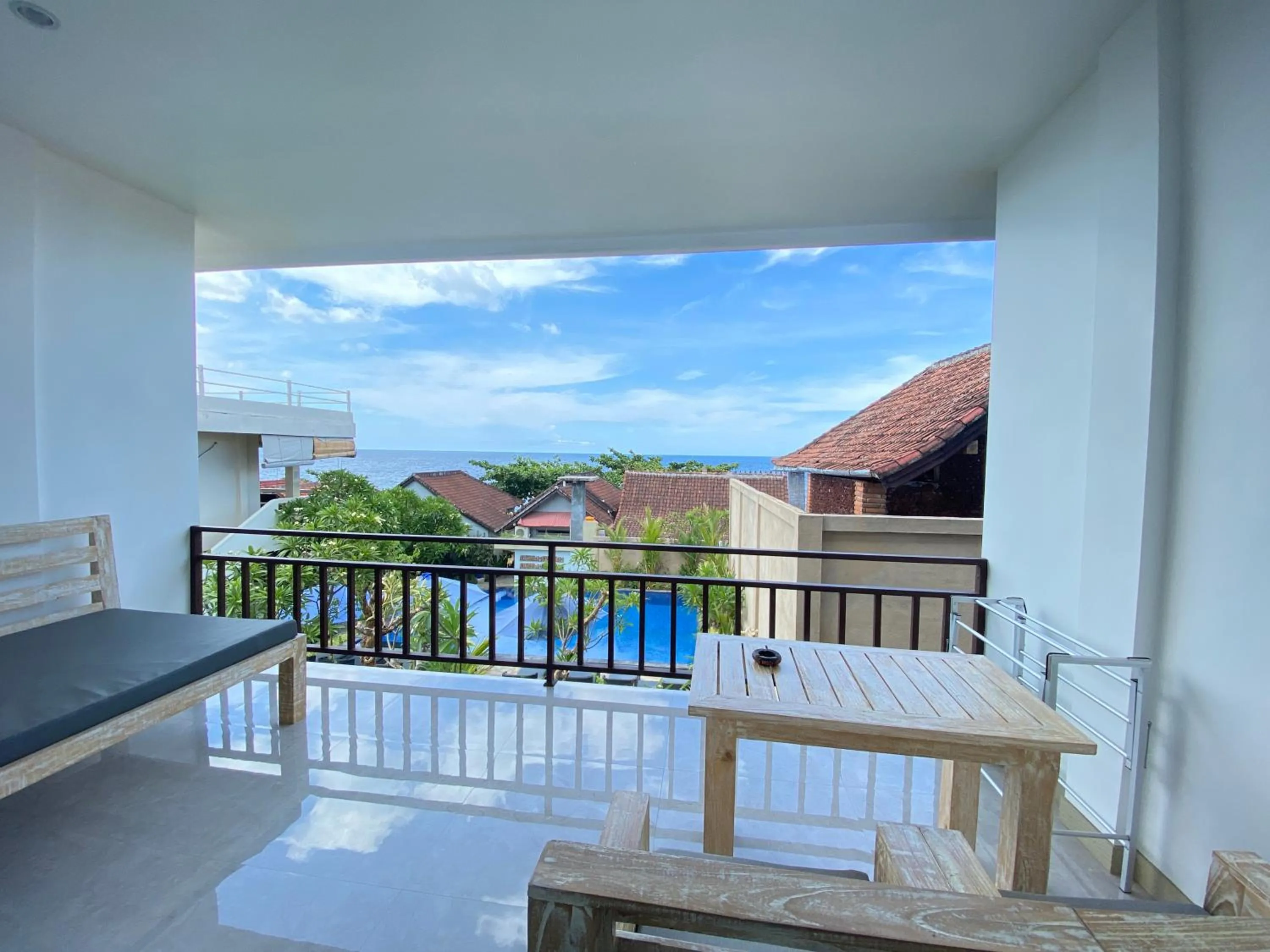 Solaluna Beach Homestay