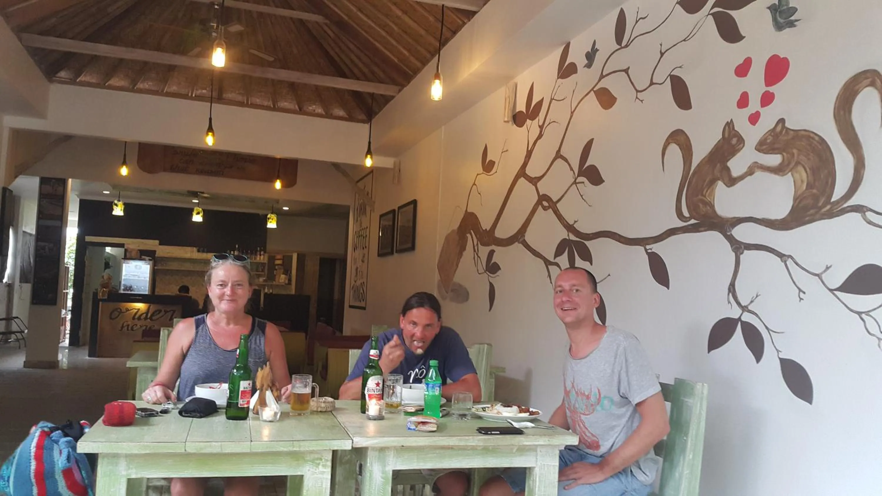 Restaurant/places to eat in Solaluna Beach Homestay