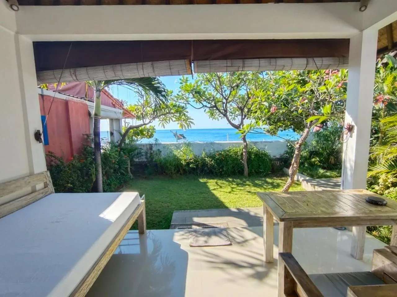 Solaluna Beach Homestay