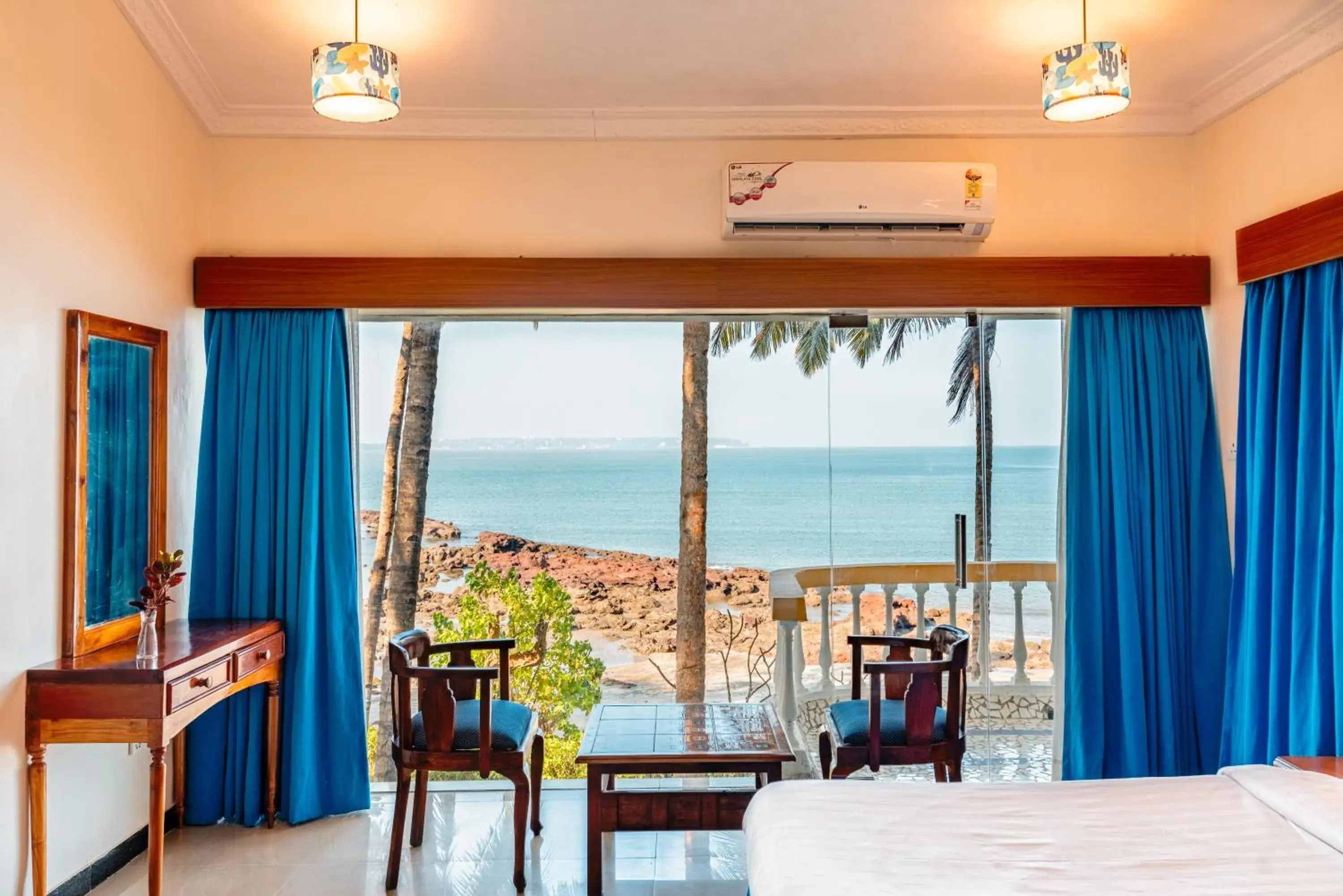 Bedroom in Bambolim Beach Resort Bedroom in Bambolim Beach Resort