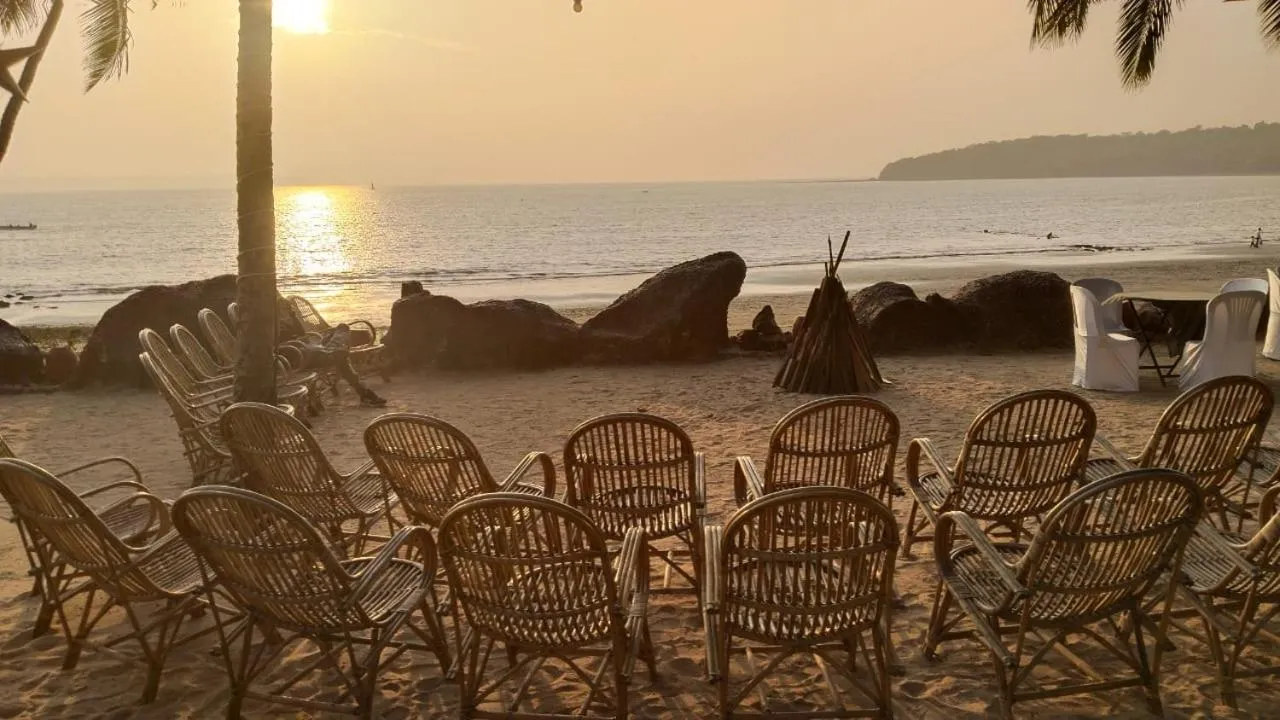 Beach in Bambolim Beach Resort