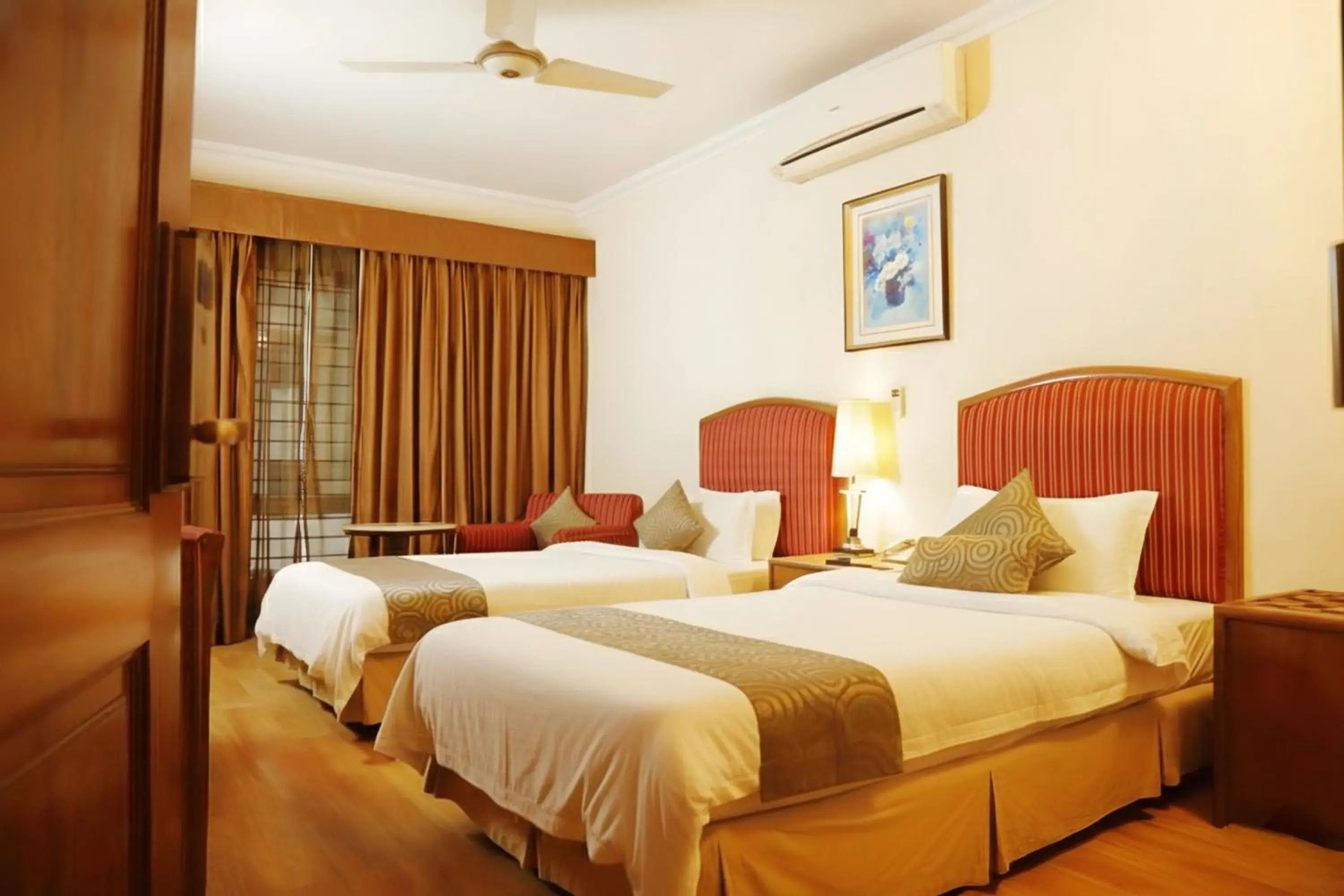 Deluxe Twin Room in Imperial Swiss Garden Dhaka Deluxe Twin Room in Imperial Swiss Garden Dhaka