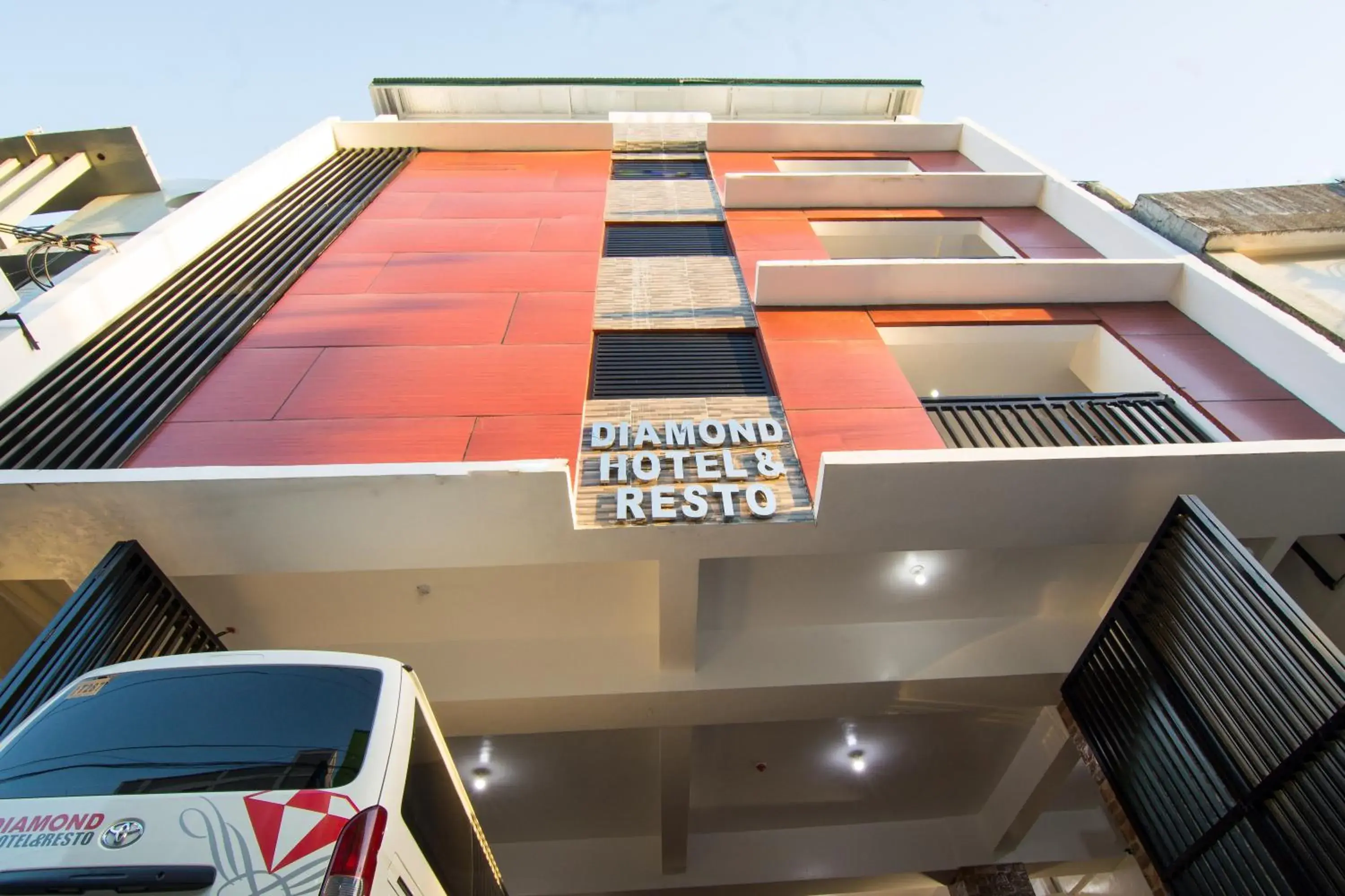 Facade/entrance in Diamond Hotel And Resto Facade/entrance in Diamond Hotel And Resto