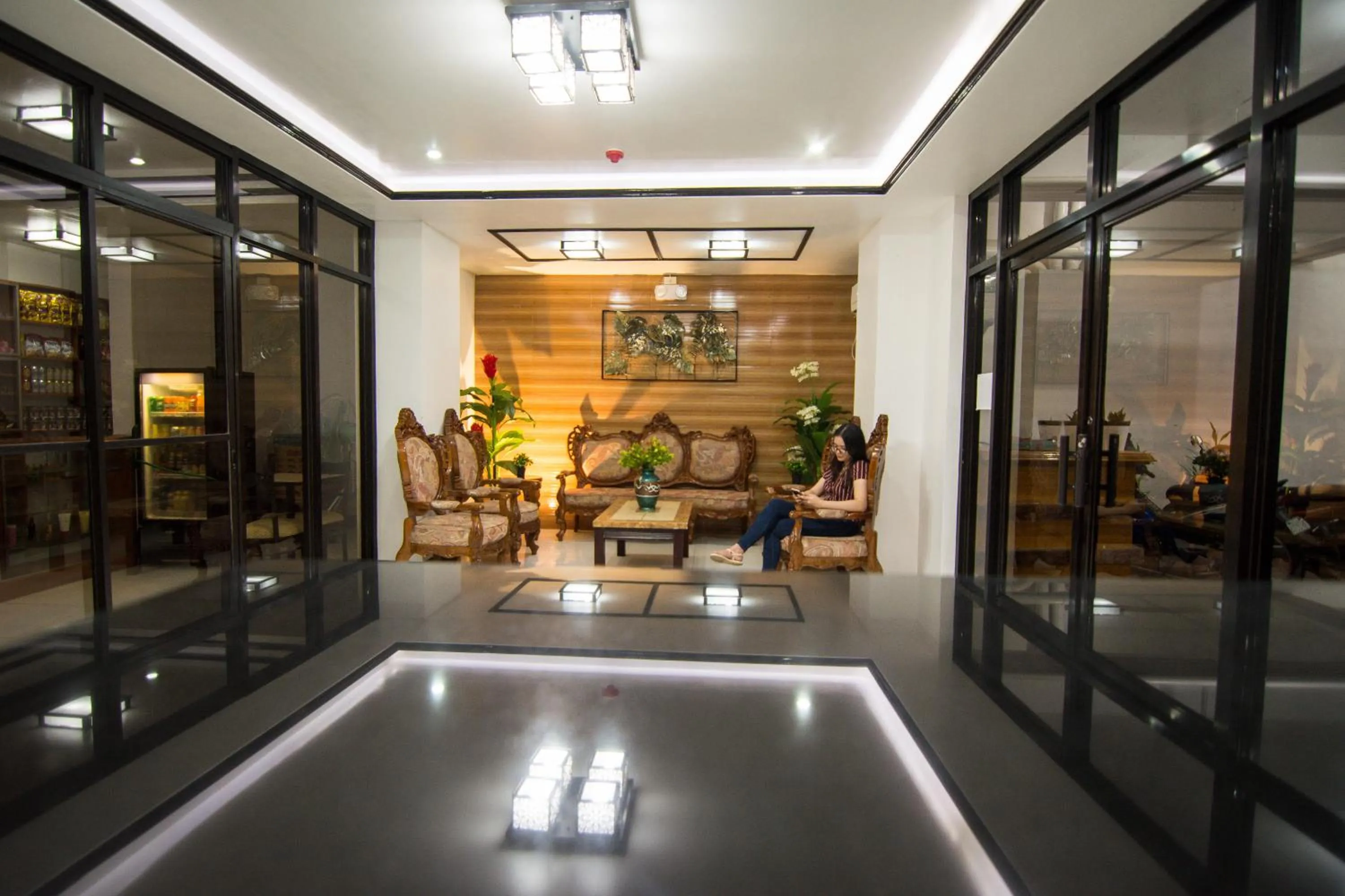 Lobby or reception in Diamond Hotel And Resto