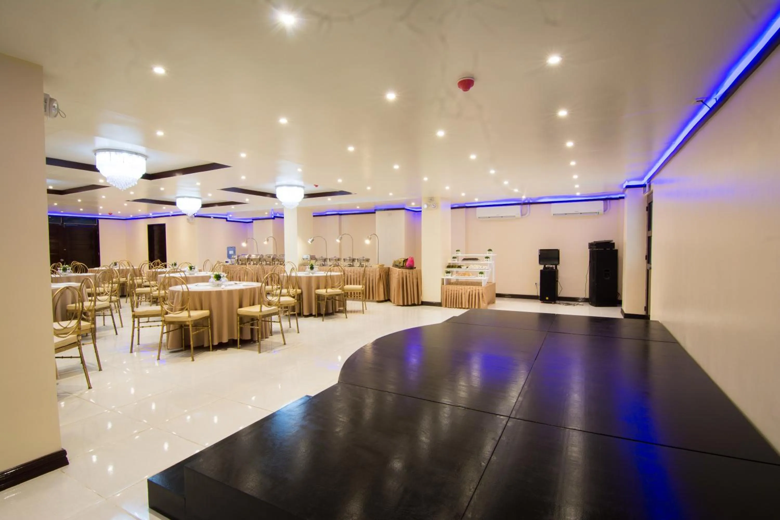 Meeting/conference room in Diamond Hotel And Resto