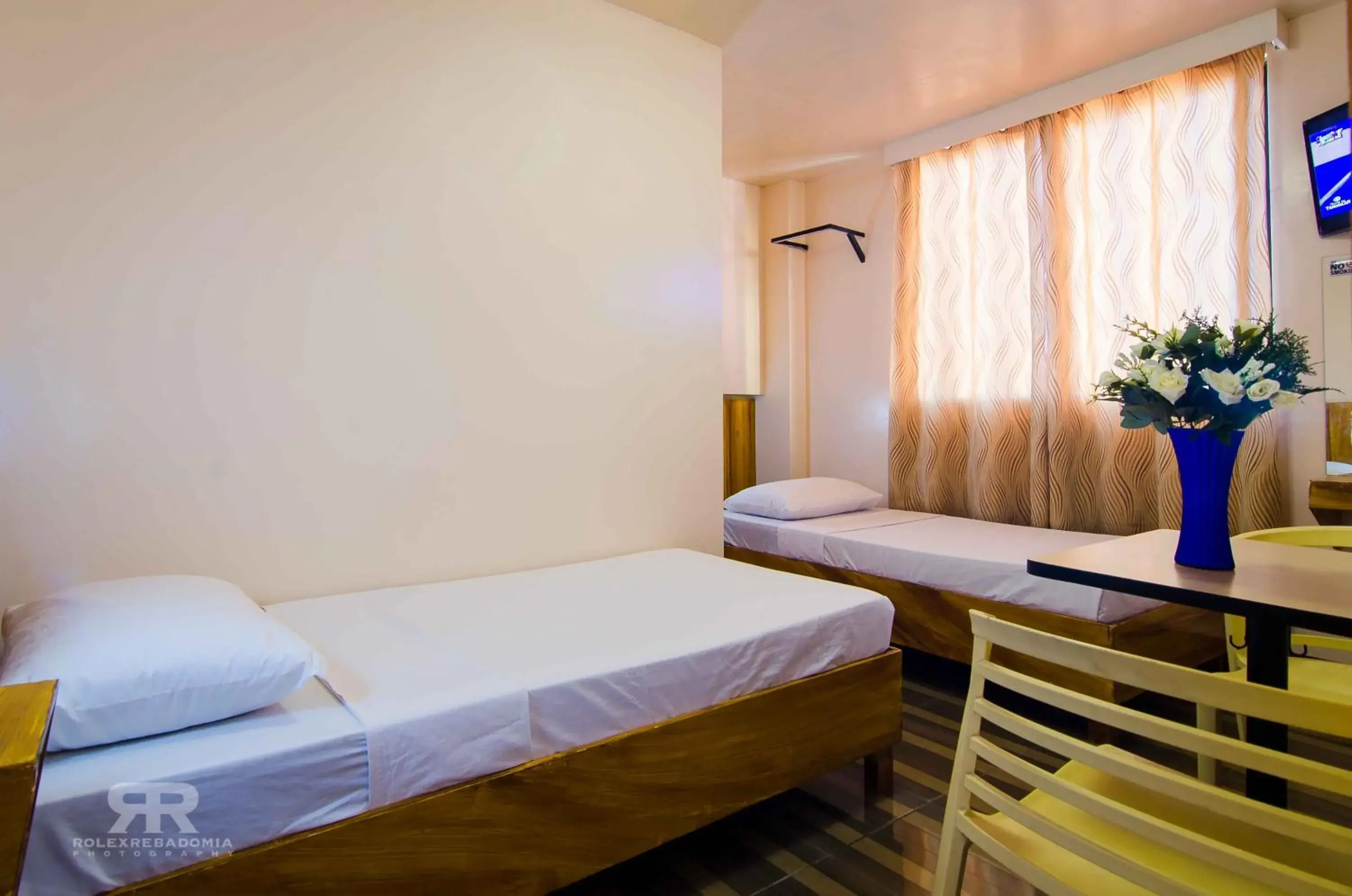 Photo of the whole room, Bed in Diamond Hotel And Resto Photo of the whole room, Bed in Diamond Hotel And Resto