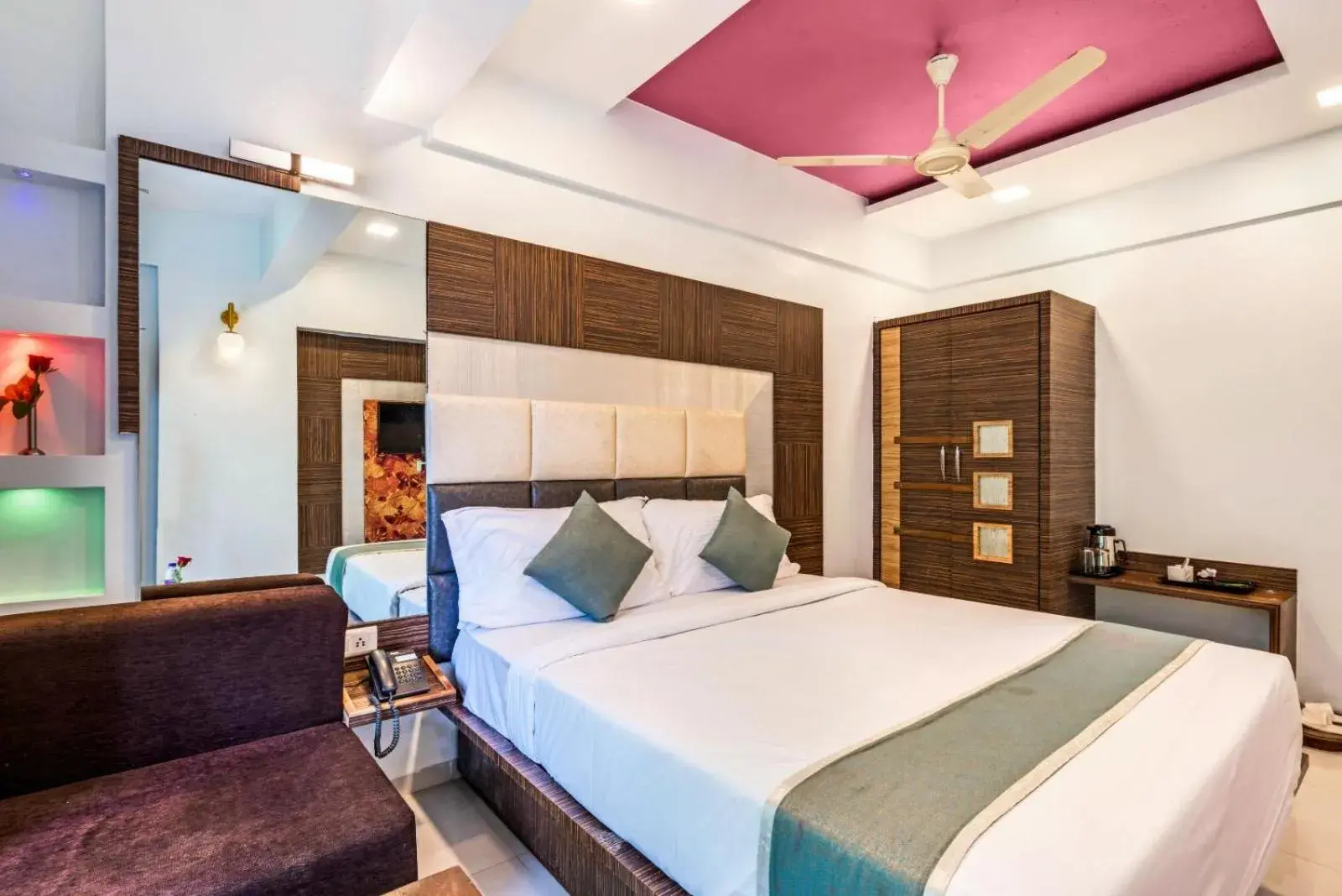 Bed in Retreat Heritage Bed in Retreat Heritage