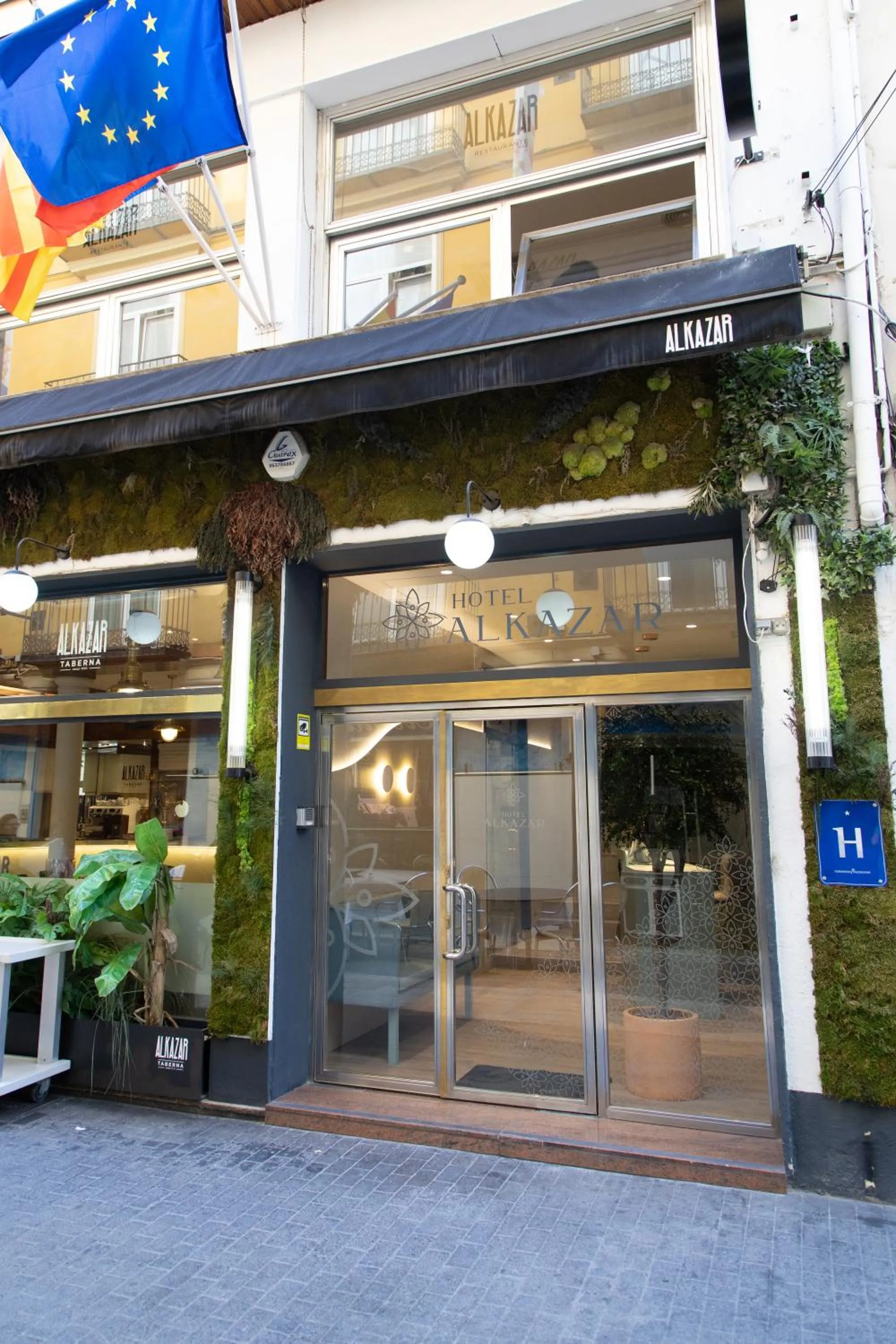 Hotel Alkazar