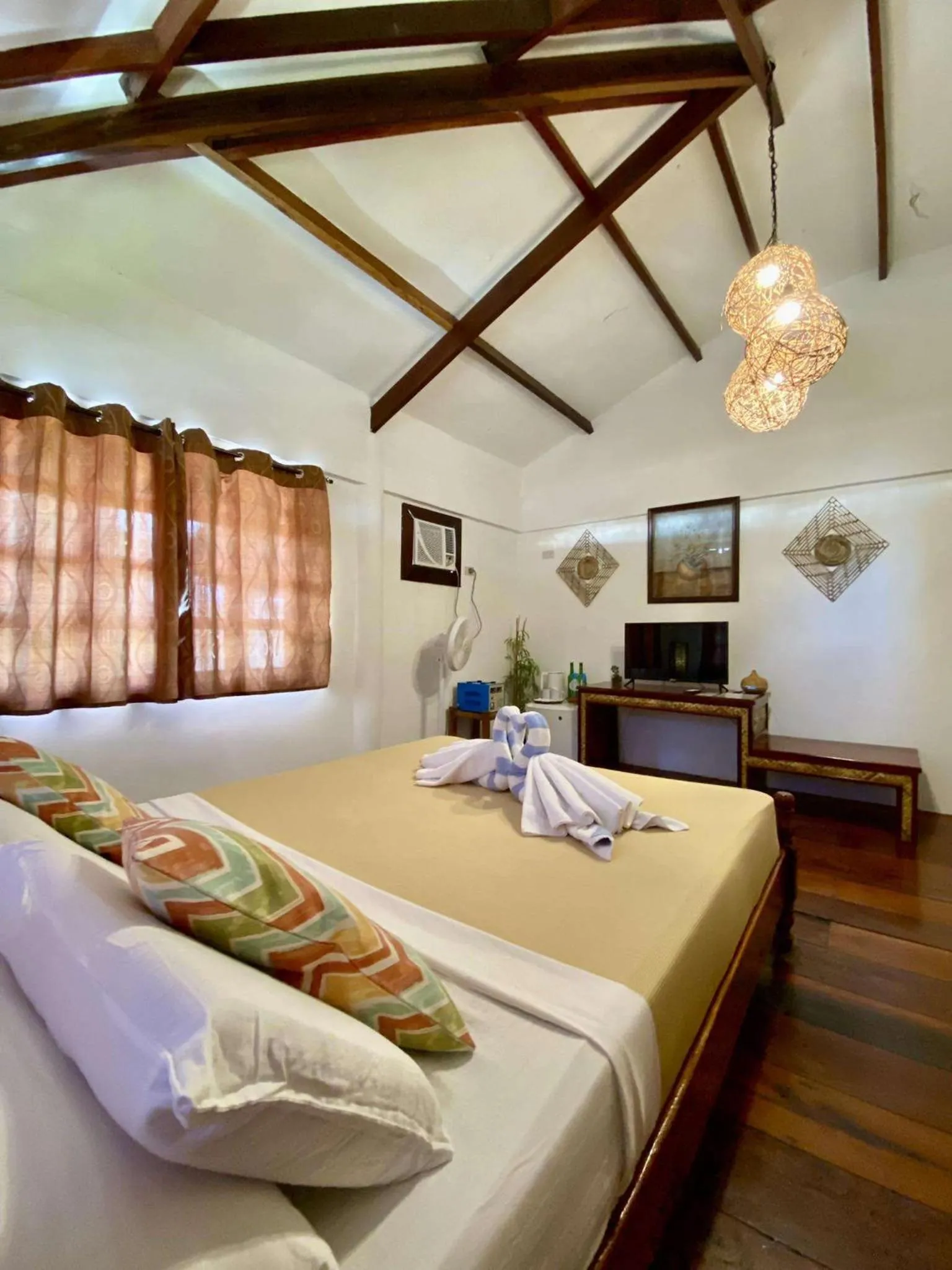 Bed in Romantic Beach Villas