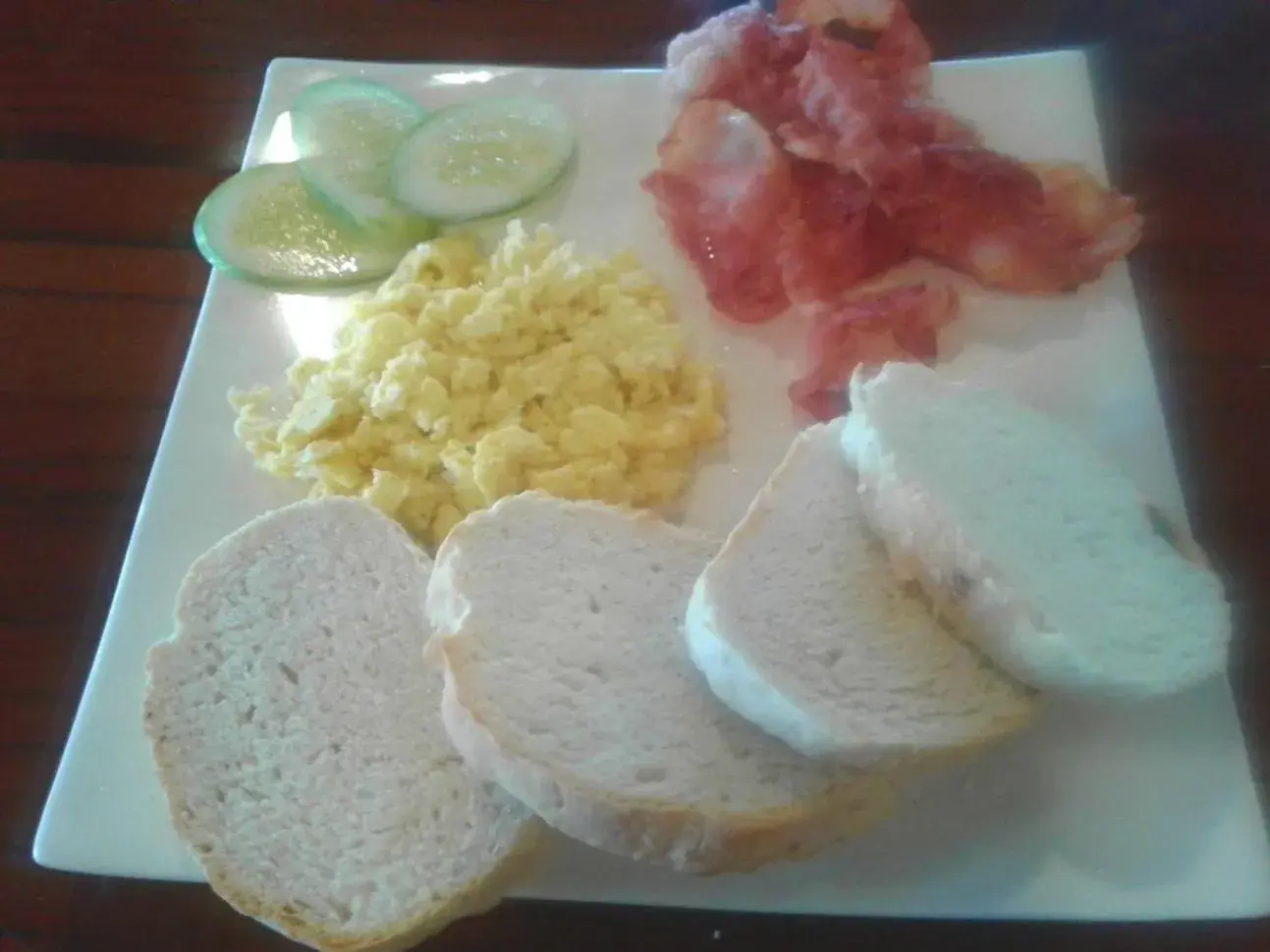 Breakfast in Romantic Beach Villas Breakfast in Romantic Beach Villas