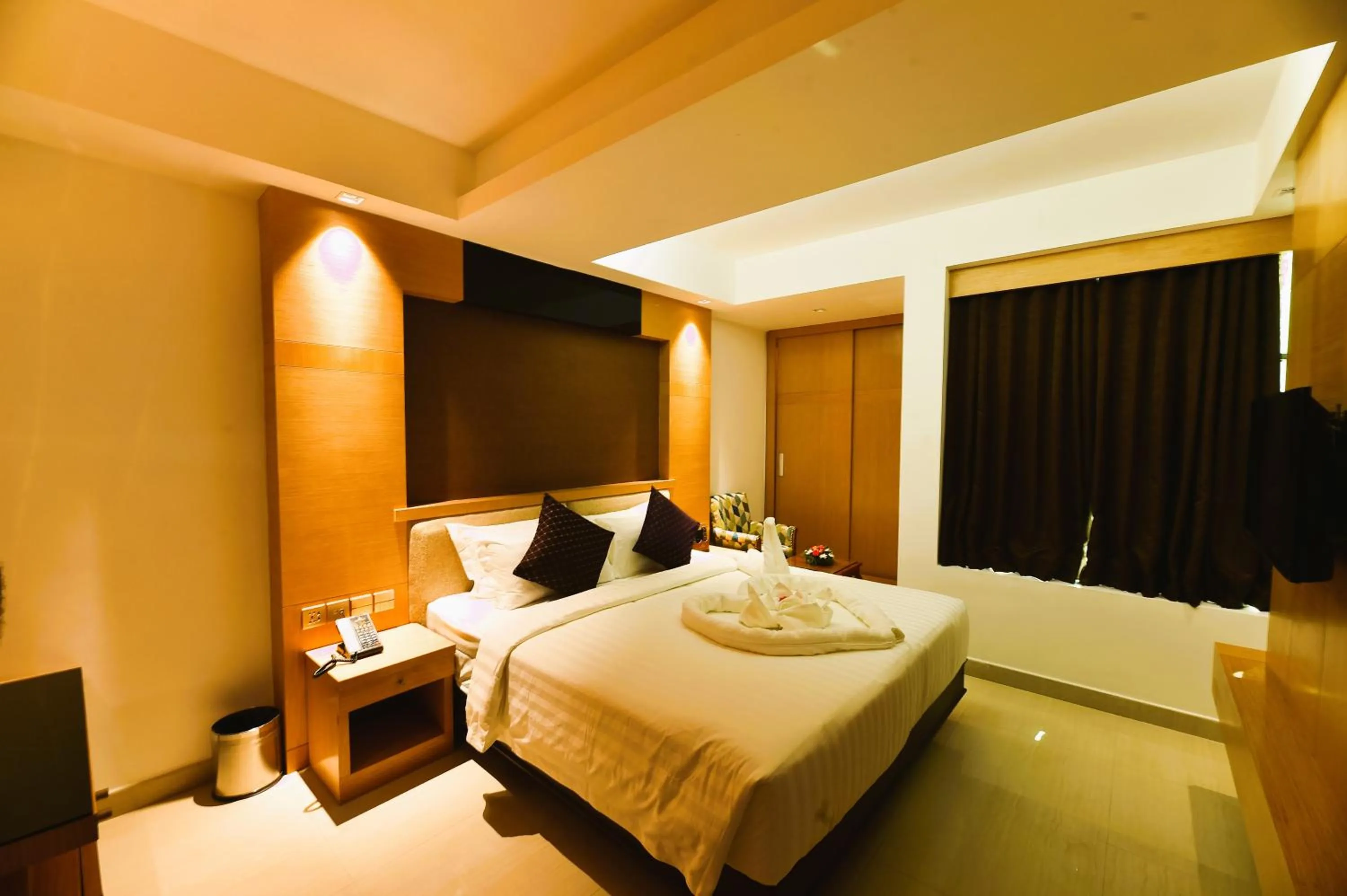 Bed in Akhil Classic